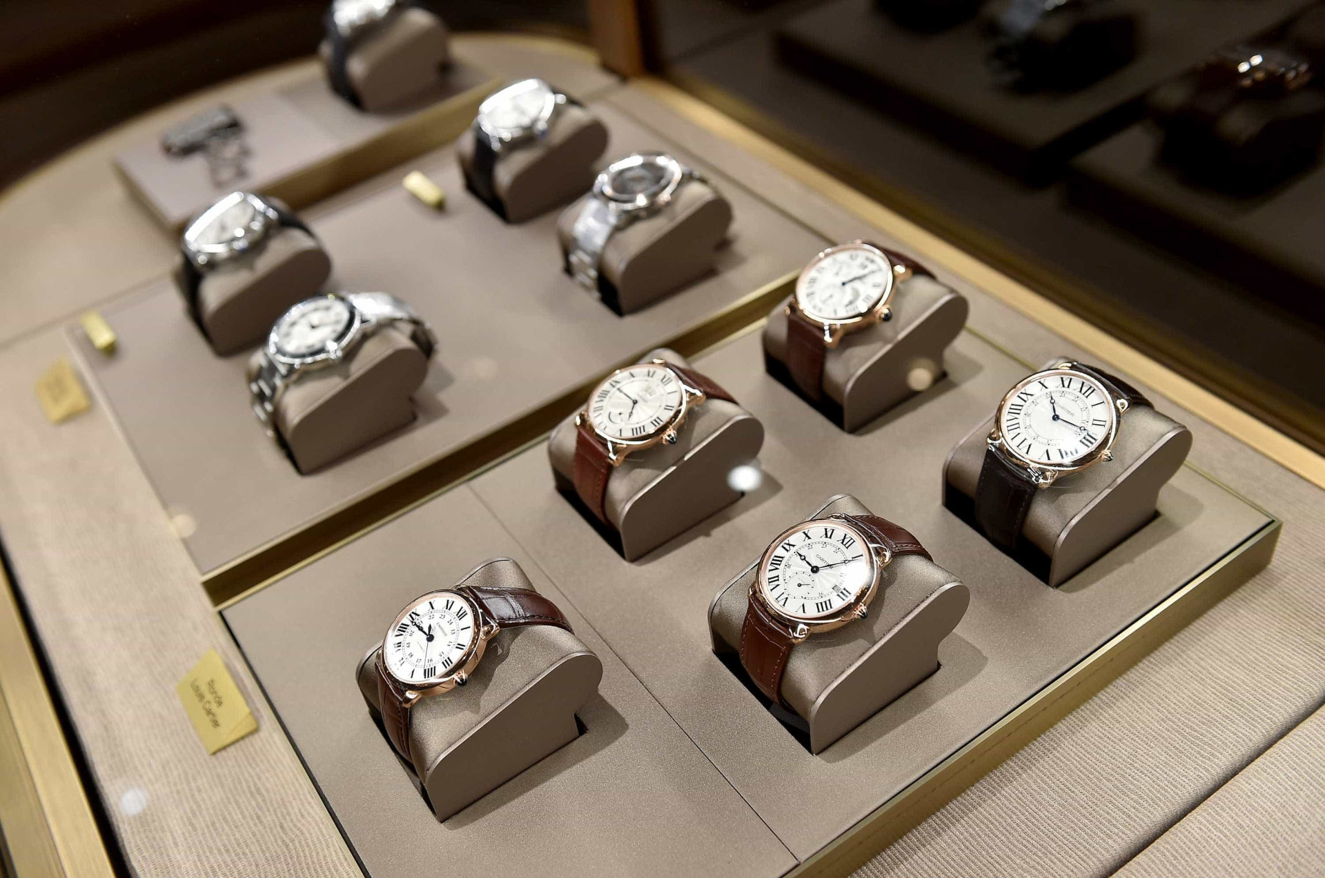 A marca de luxo mais valiosa é a Louis Vuitton. Adivinha as restantes?