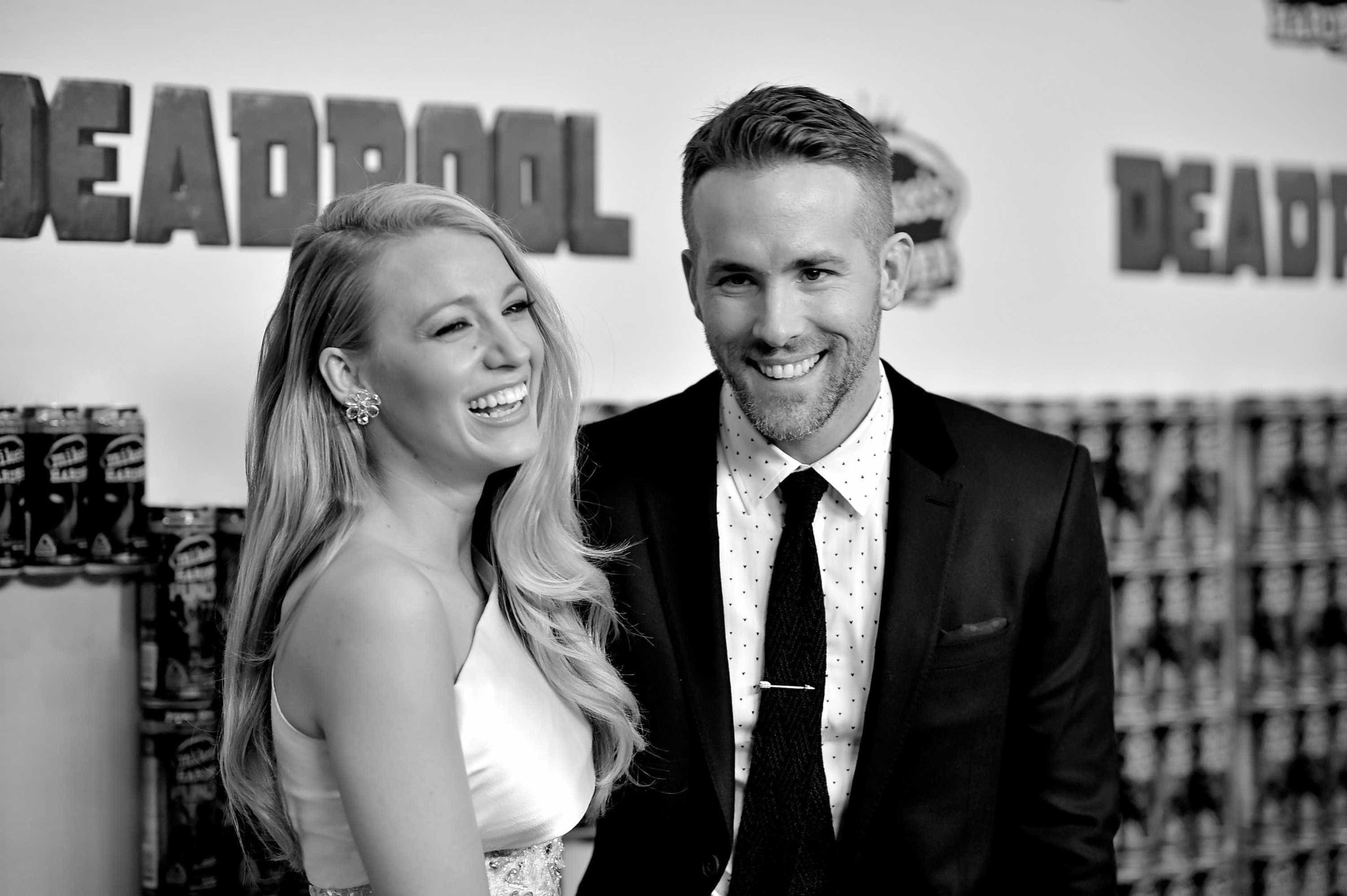 Blake Lively e Ryan Reynolds completaram seis anos de casamento