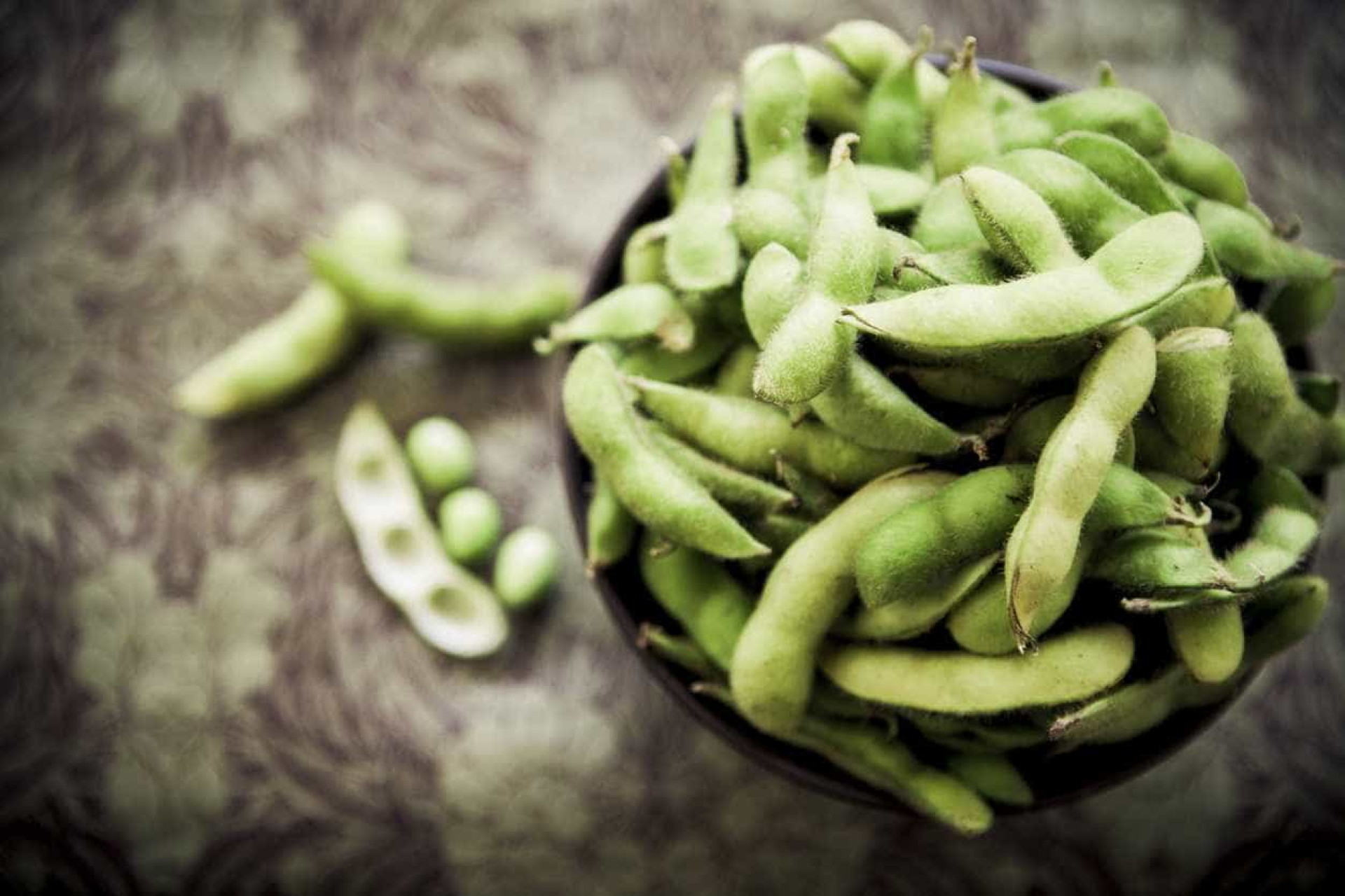 Uma centena de alimentos para combater a fome de forma saudável