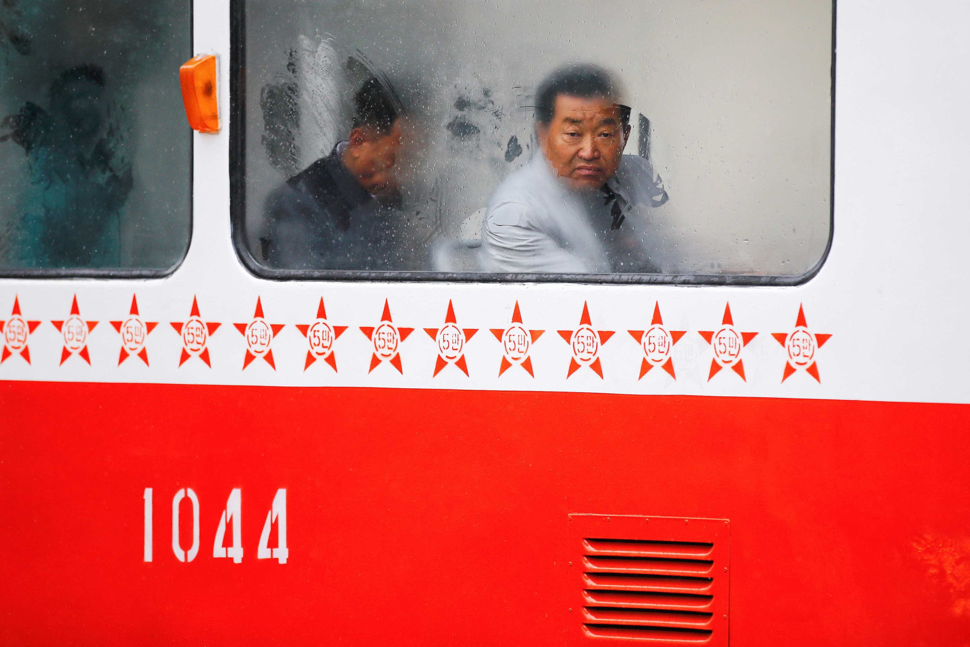 Como é o dia a dia na Coreia do Norte? Espreite nestas 60 imagens