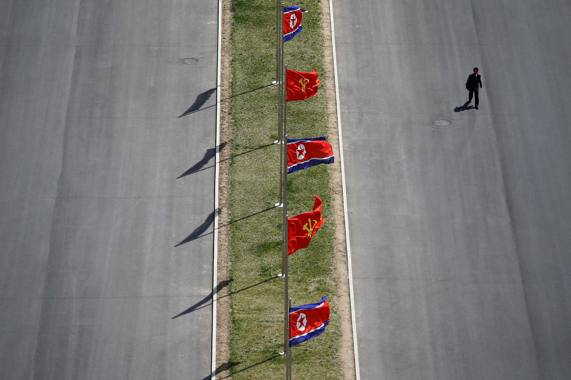 Como é o dia a dia na Coreia do Norte? Espreite nestas 60 imagens