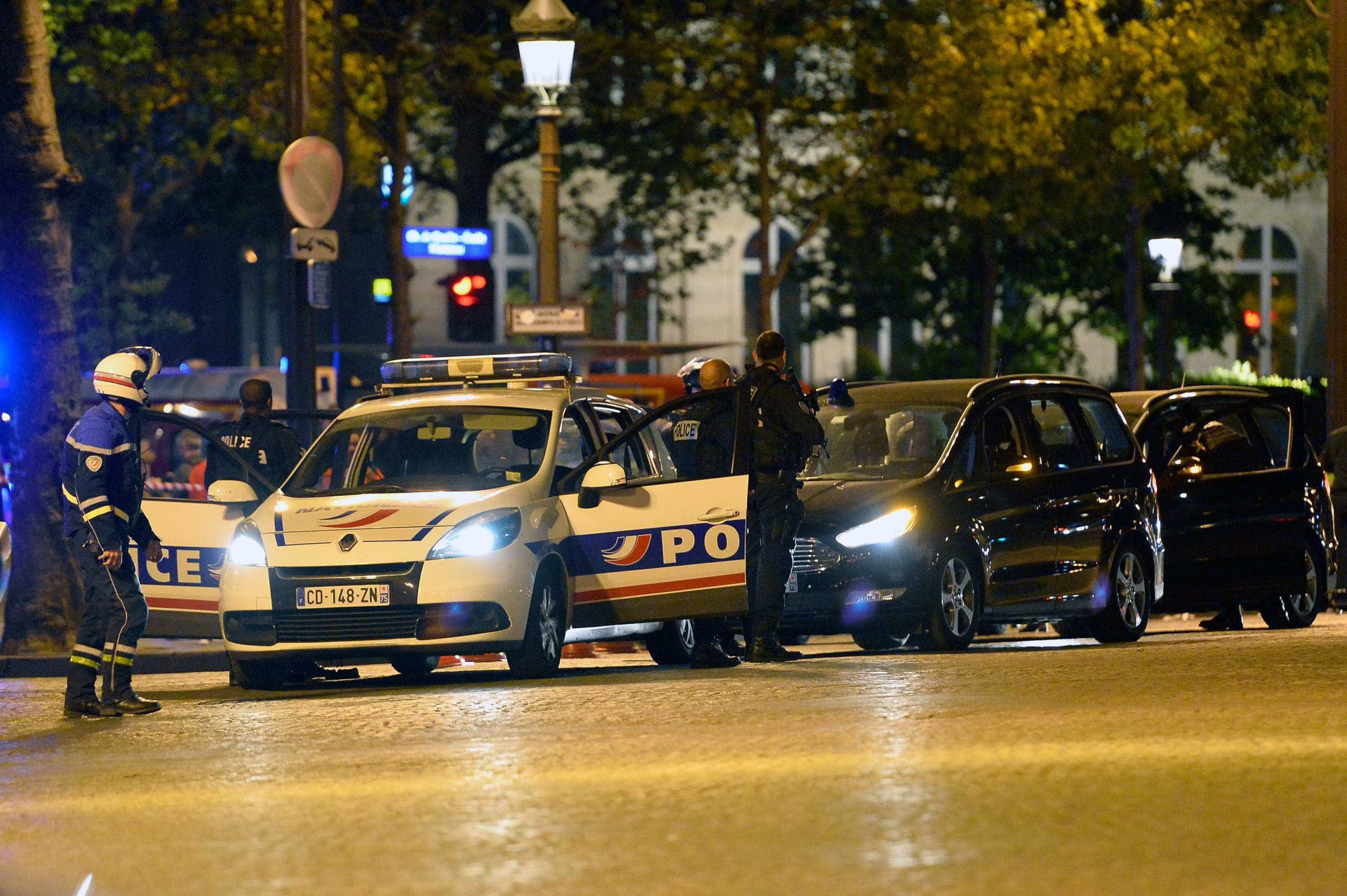 As imagens de mais um ataque terrorista no coração da 'Cidade do Amor'