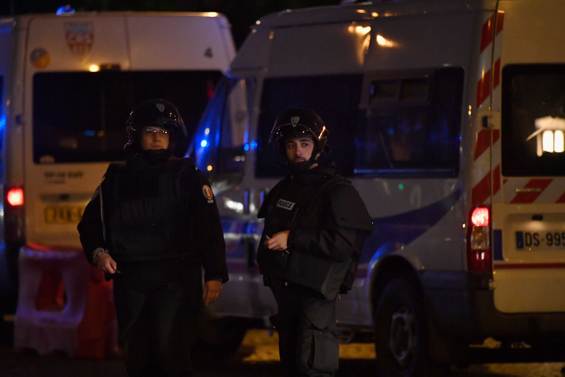 As imagens de mais um ataque terrorista no coração da 'Cidade do Amor'