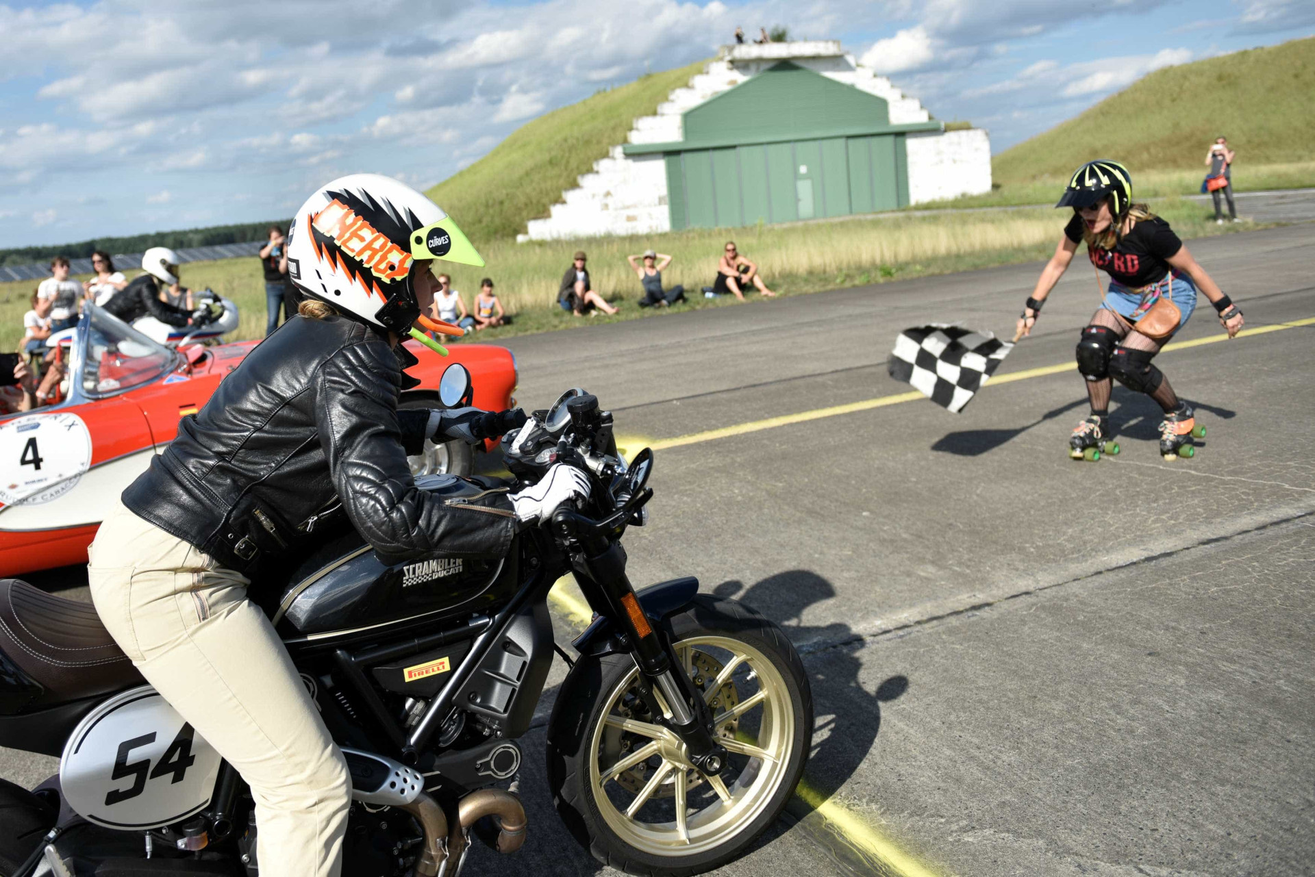 Contra estereótipos, este é um festival de motoqueiras (sim, no feminino)