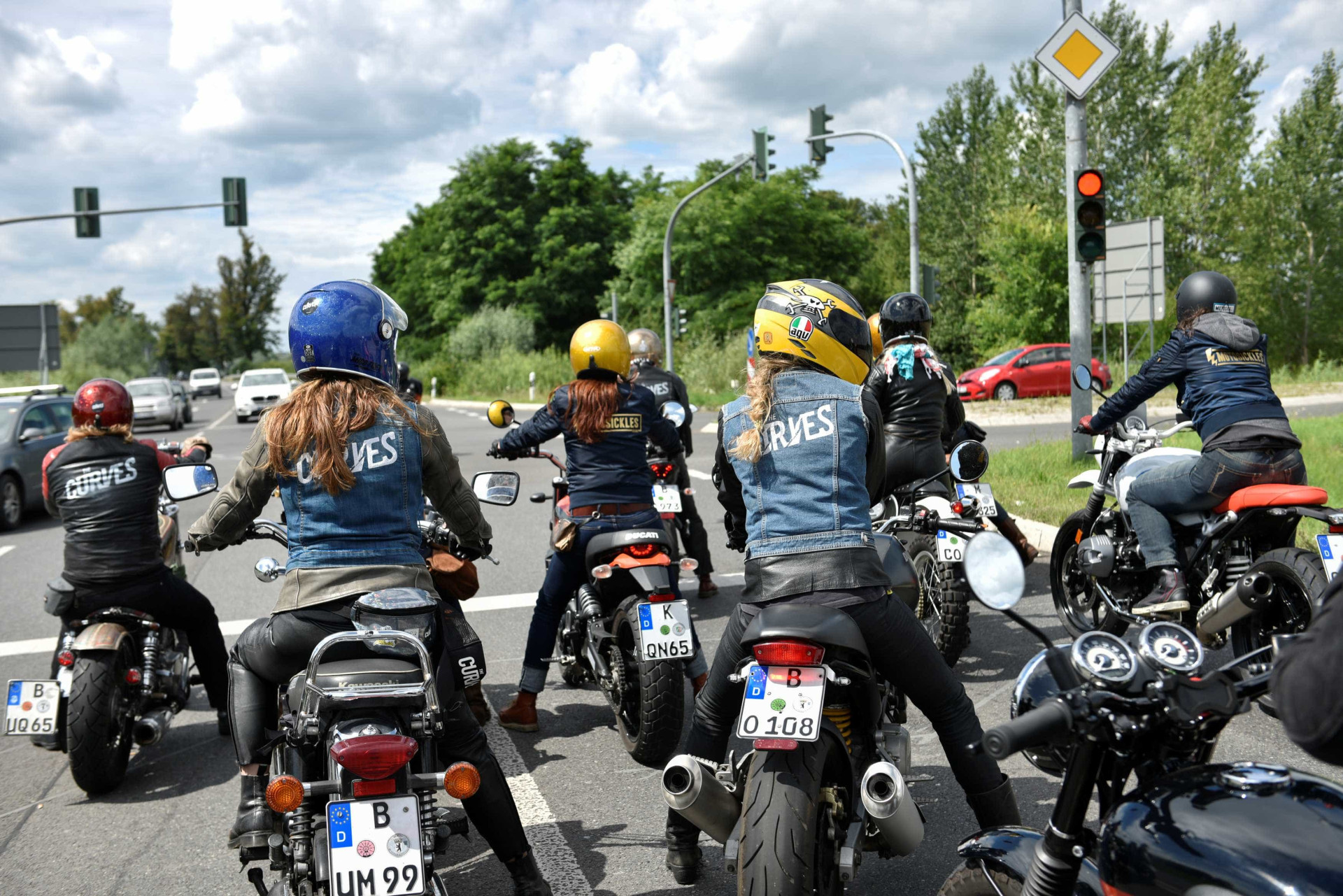 Contra estereótipos, este é um festival de motoqueiras (sim, no feminino)