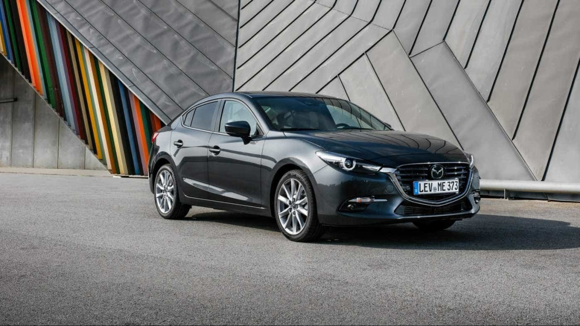 Já conhece o renovado Mazda 3?