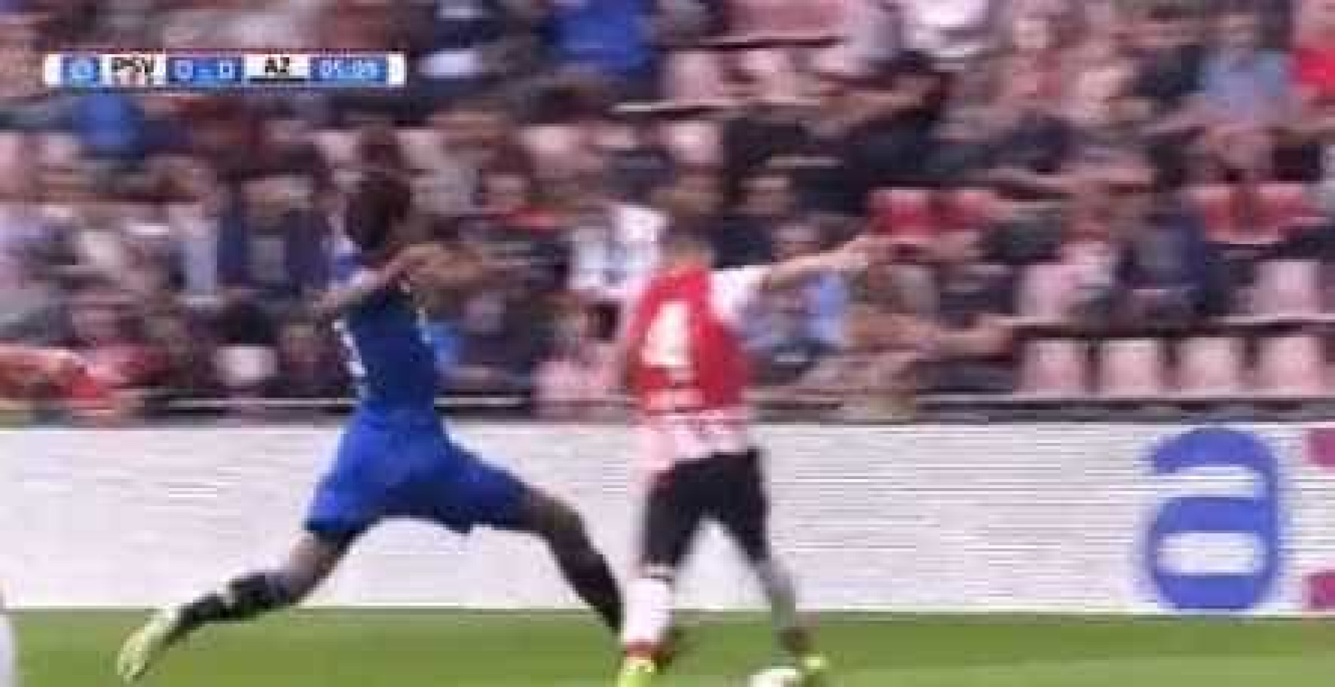 Holanda: Calvin Stengs contrai lesão arrepiante durante o PSV-AZ Alkmaar