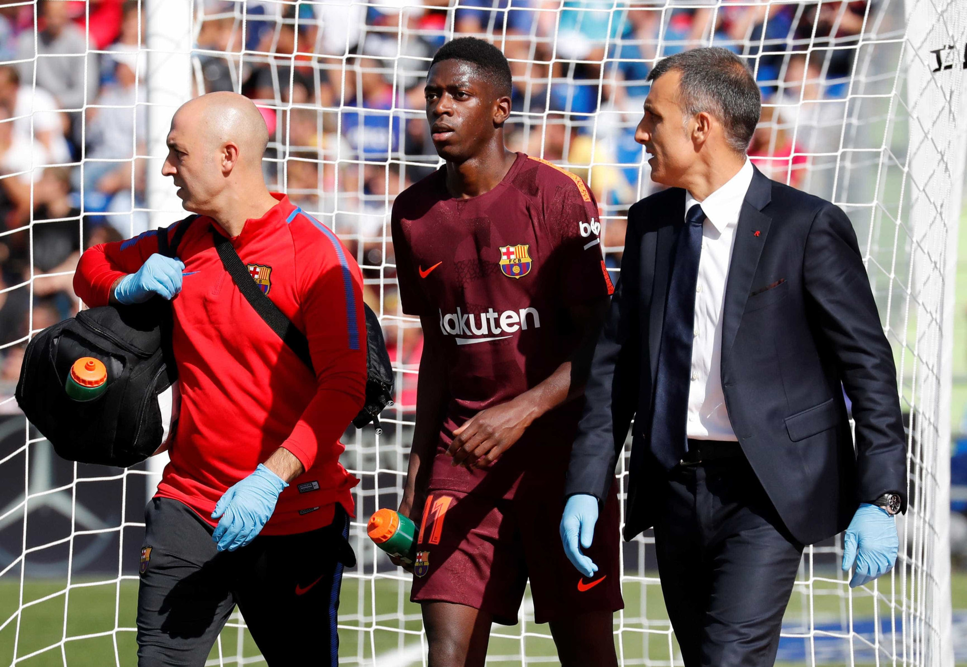 Alerta em Camp Nou: Dembélé lesionou-se e pode falhar jogo com o Sporting