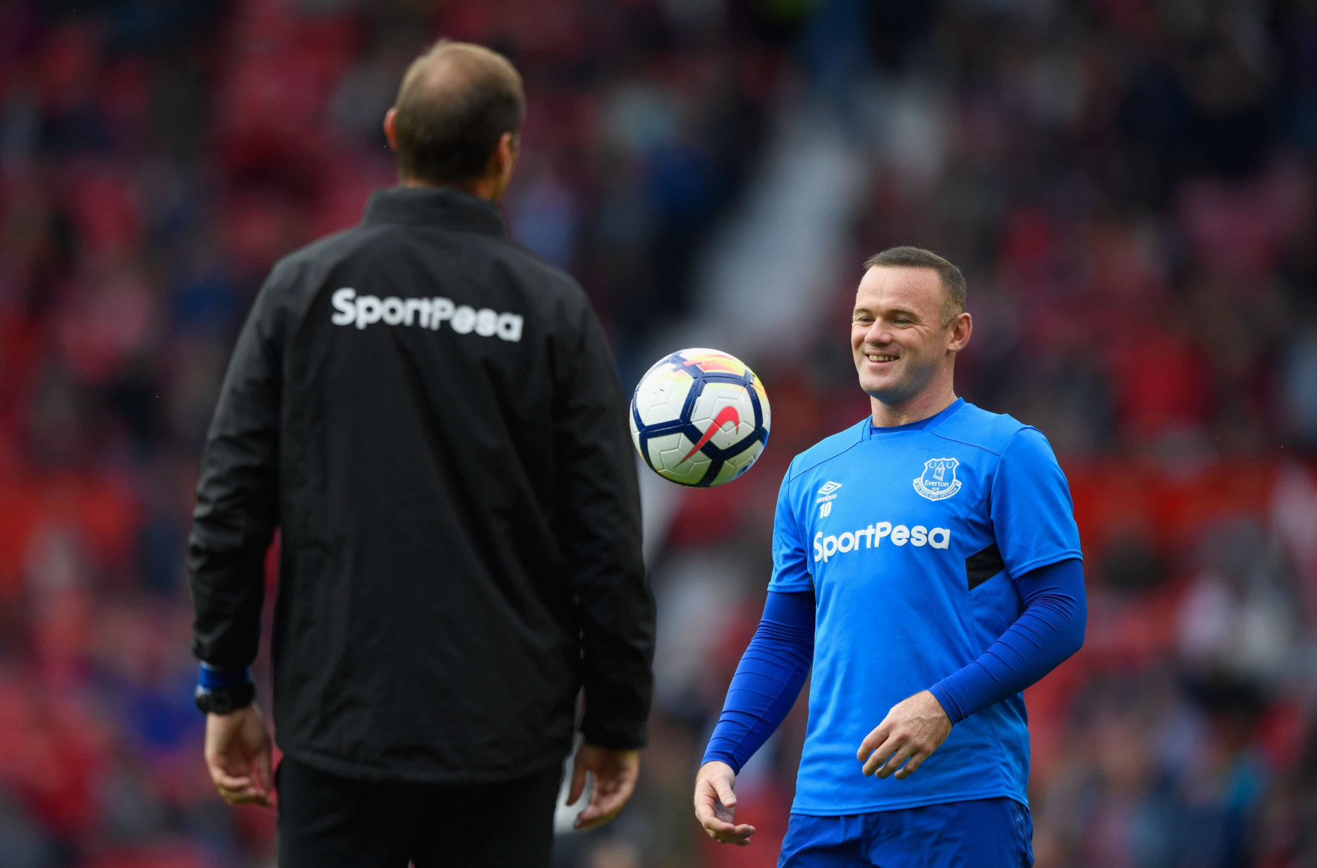 Assim foi o regresso de Wayne Rooney ao mítico Old Trafford