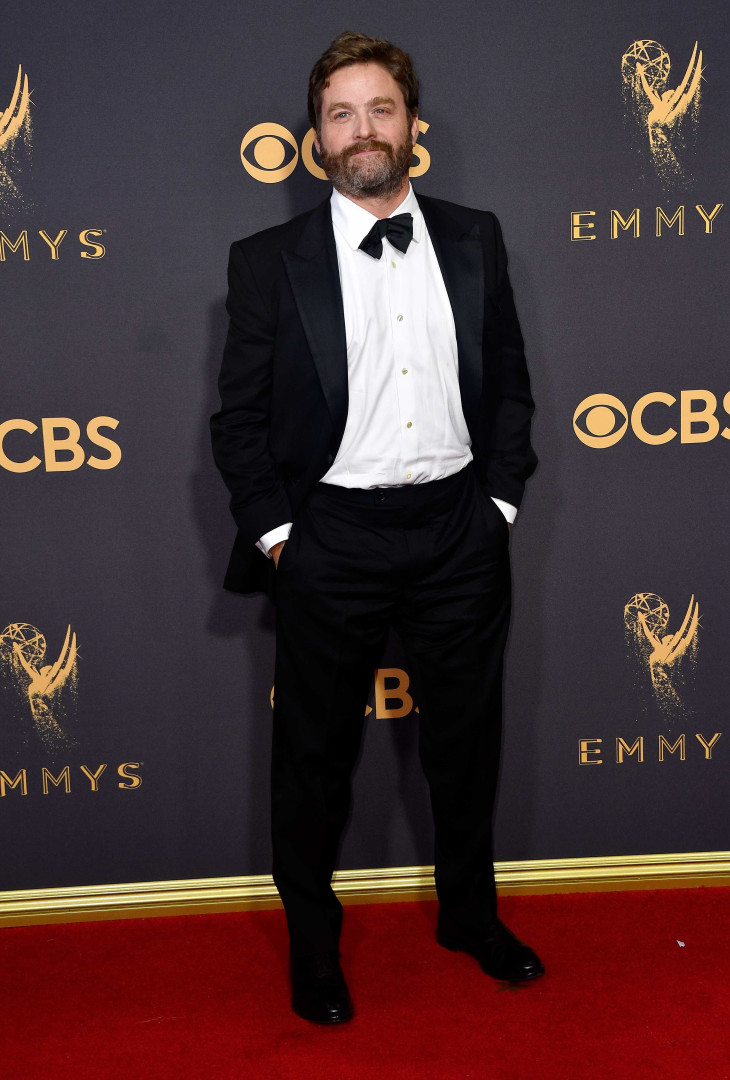 Ator de 'A Ressaca' surge com menos 20kg na passadeira vermelha dos Emmy