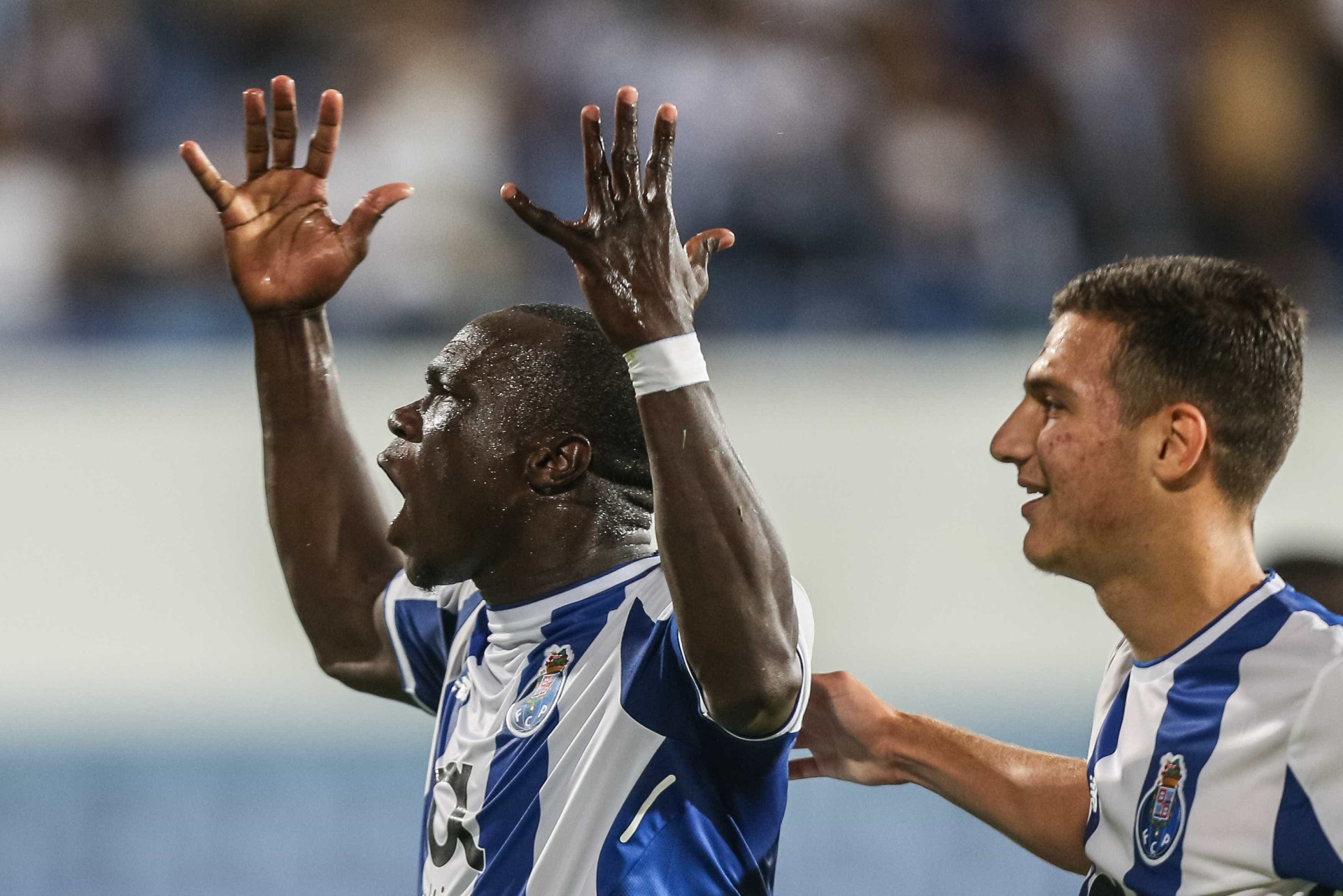 Aboubakar e Jonas entre os avançados mais bem pagos da Champions