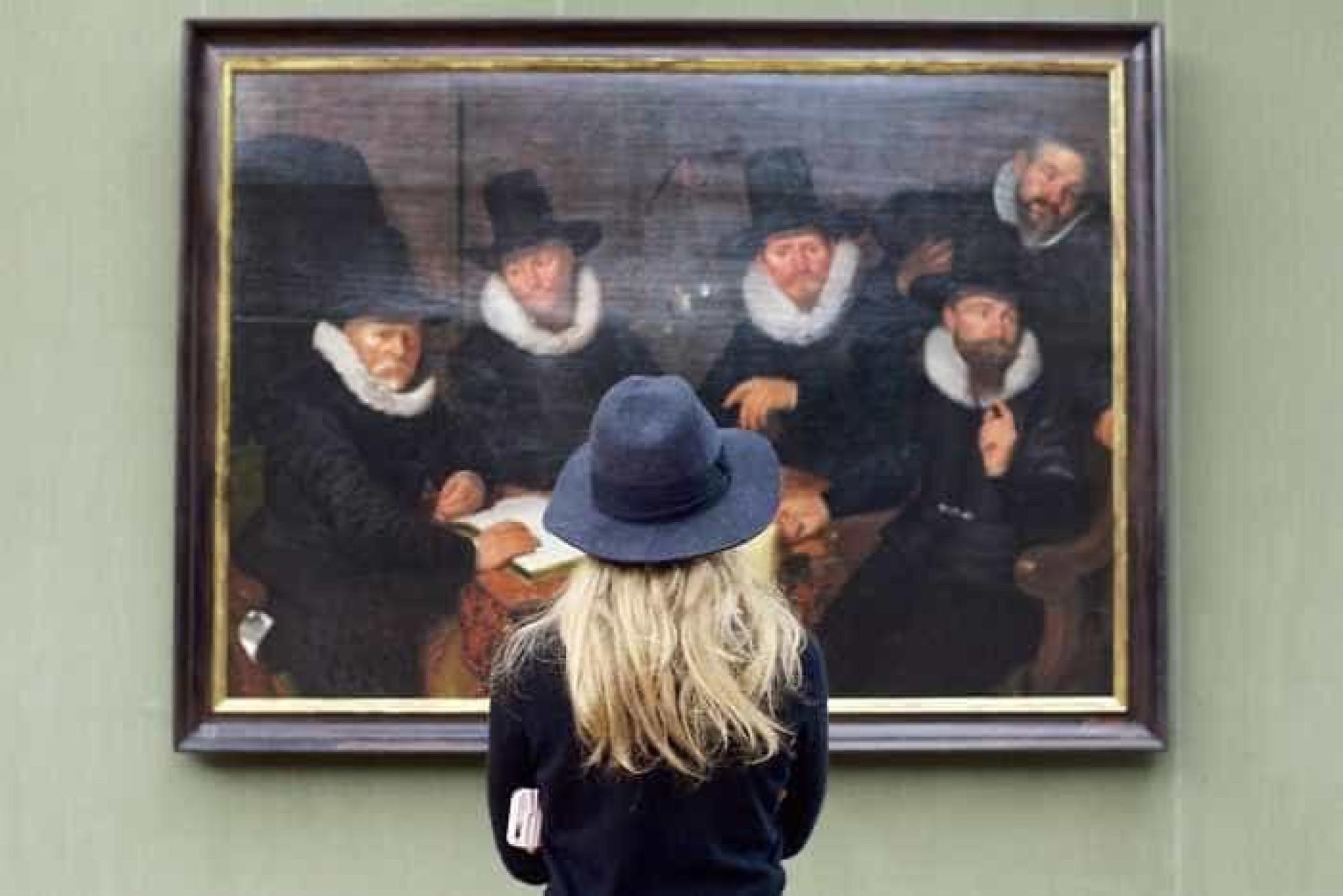 Fotógrafo passou horas no museu à espera de tirar estas fotos