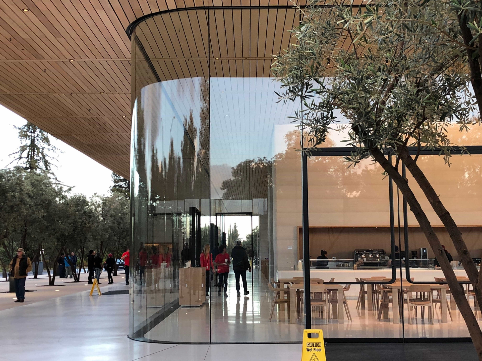 Venha conhecer o novo centro de visitantes da Apple