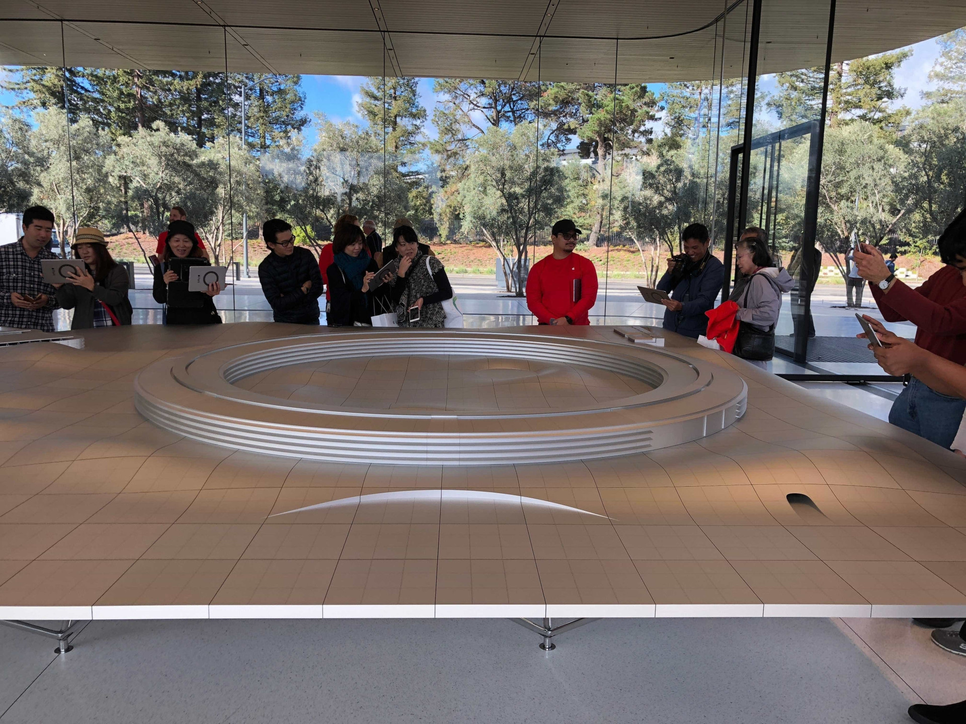 Venha conhecer o novo centro de visitantes da Apple
