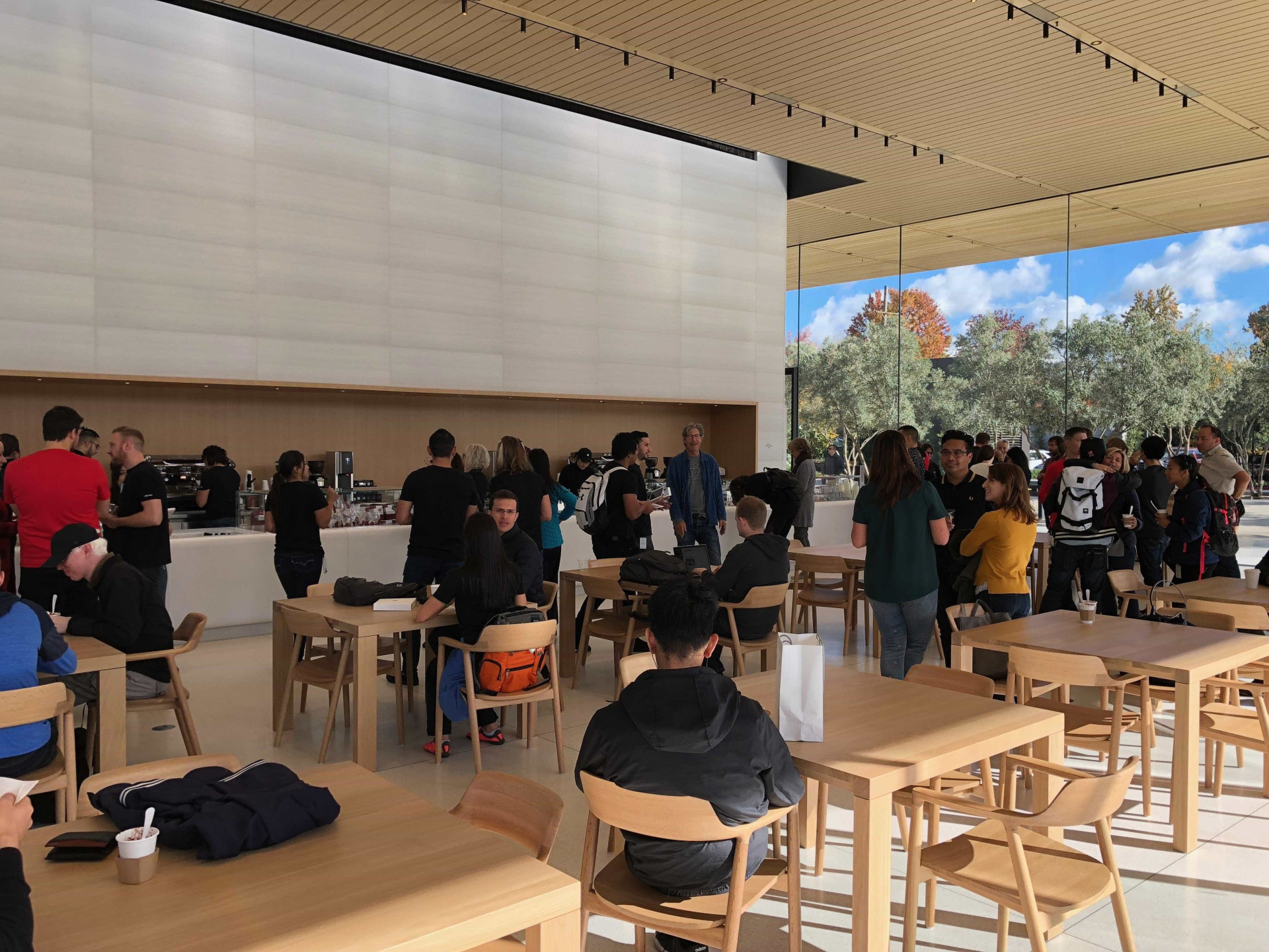 Venha conhecer o novo centro de visitantes da Apple