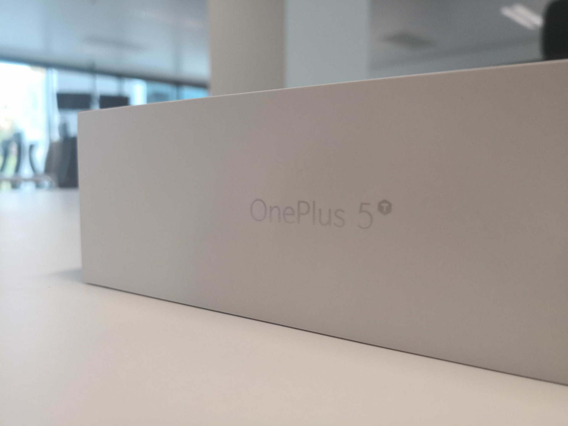 Eis o novo OnePlus 5T, um dos smartphones Android mais prometedores