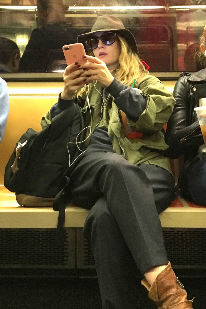Quando as celebridades andam de metro
