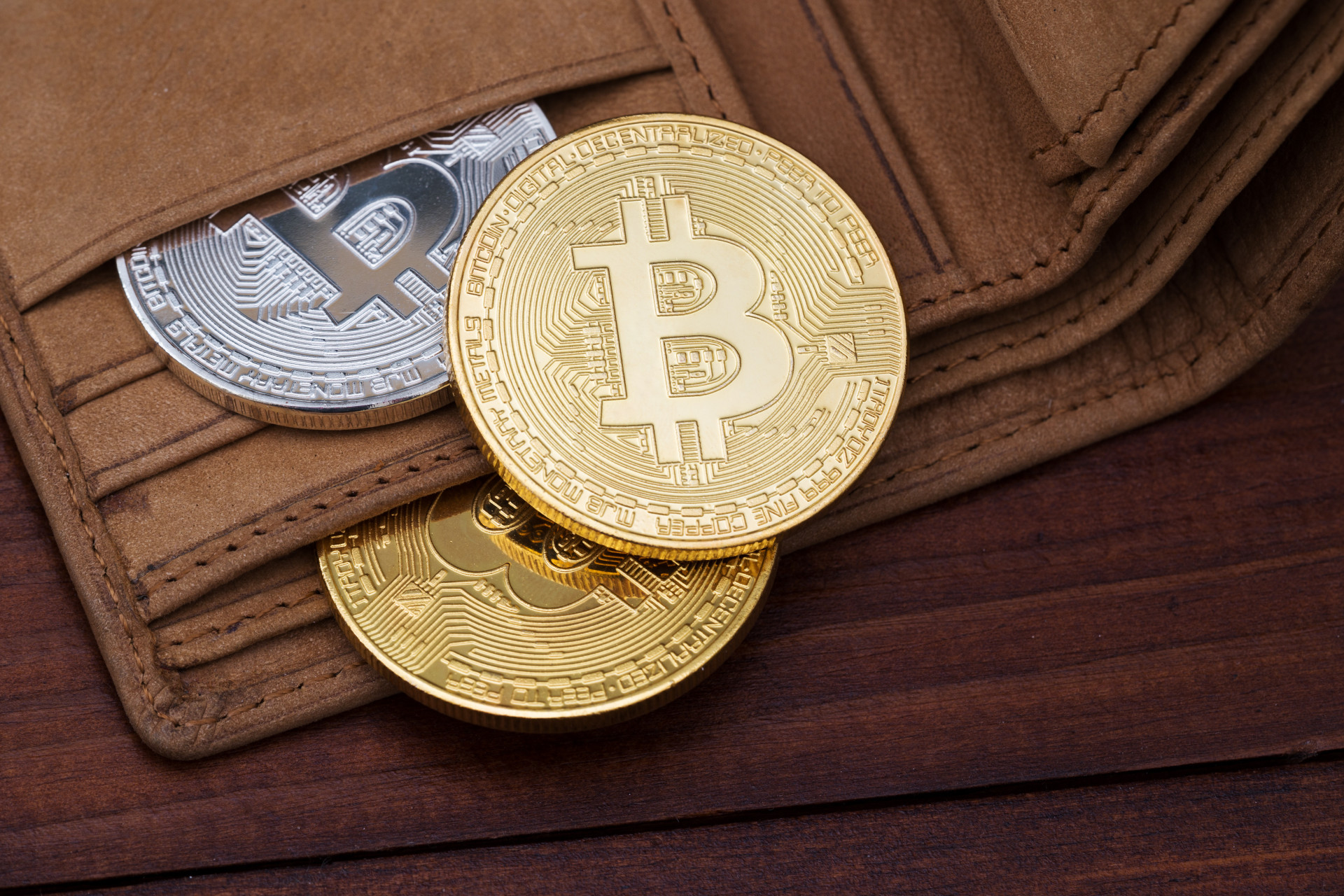Bitcoin: Conheça melhor esta criptomoeda que tem atraído atenções