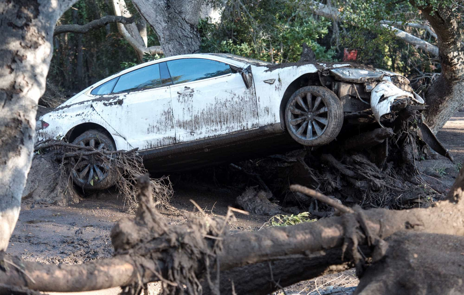 Califórnia: As imagens do caos provocado pelo deslizamento de terras