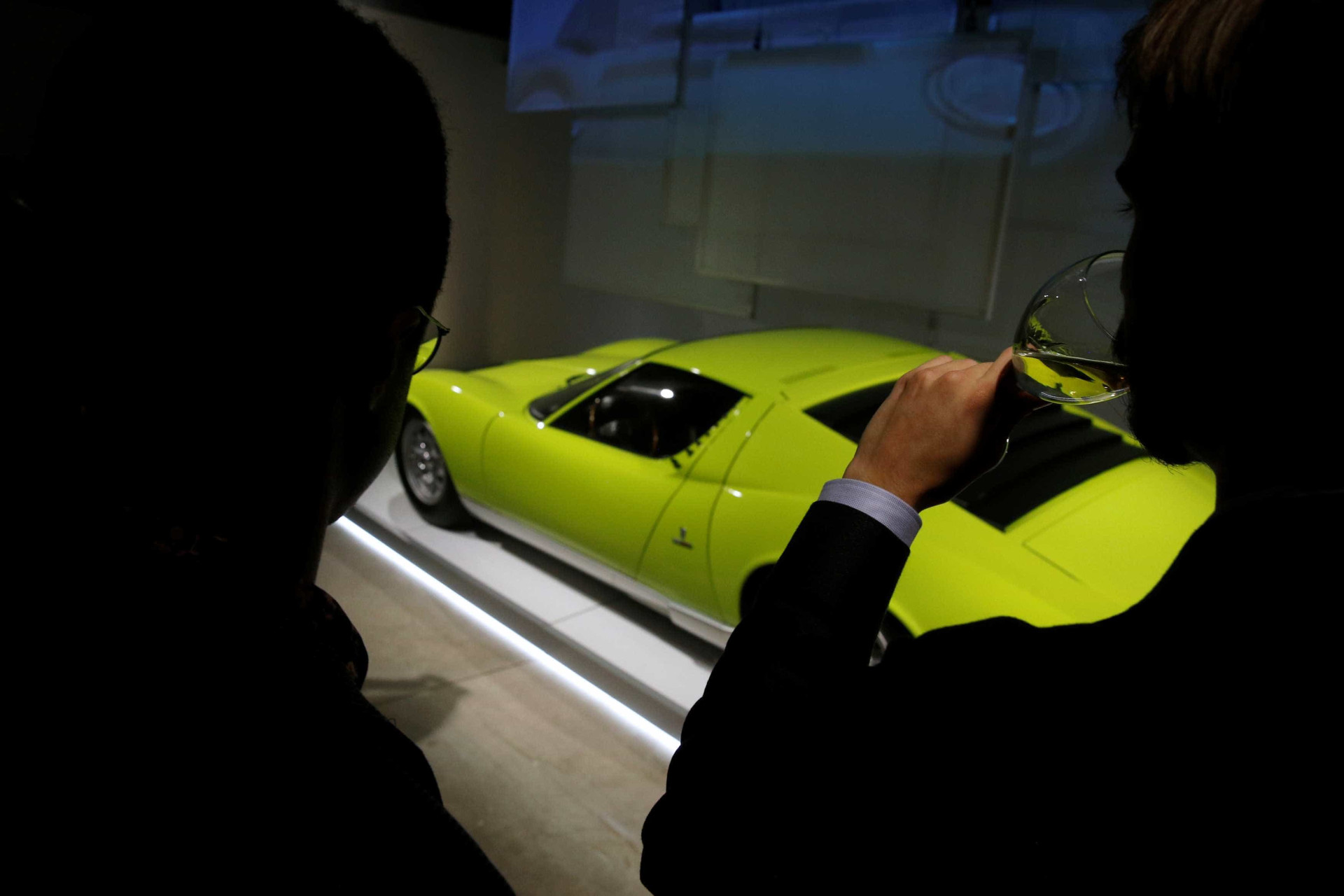 Loucura por automóveis. As melhores imagens da feira de Detroit