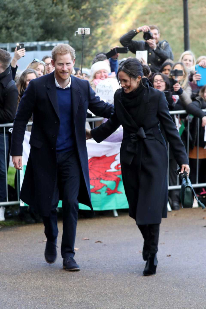 Harry e Meghan Markle encantam na sua terceira visita enquanto casal