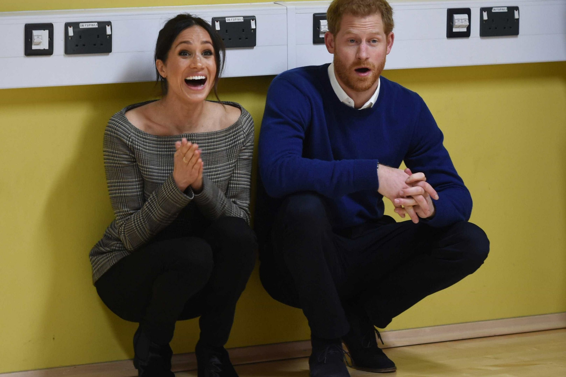 Harry e Meghan Markle encantam na sua terceira visita enquanto casal