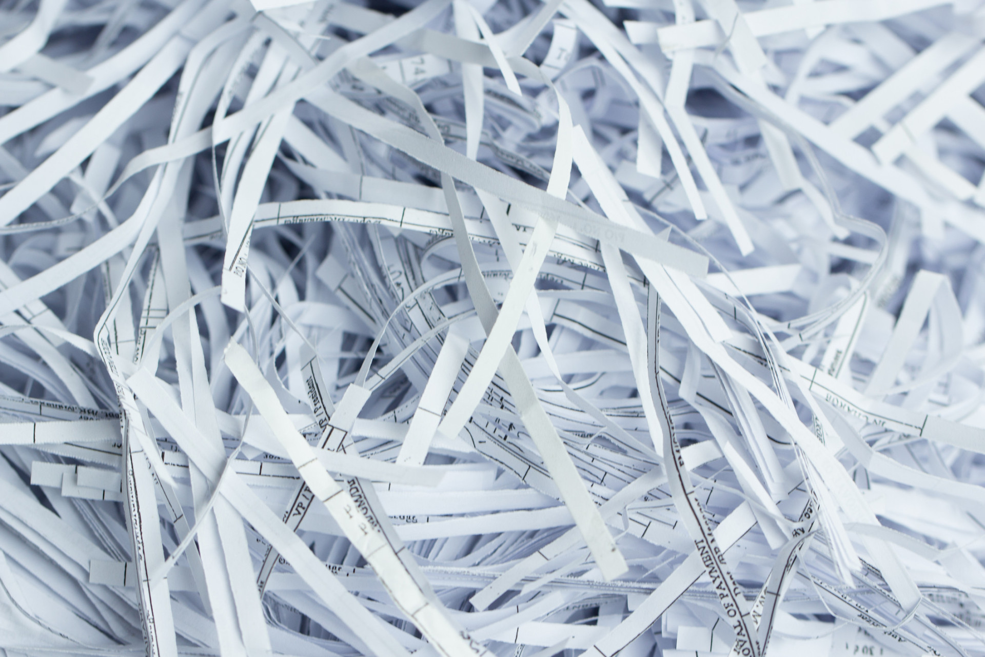 Aprenda a reduzir o consumo de plástico e de papel. O planeta agradece