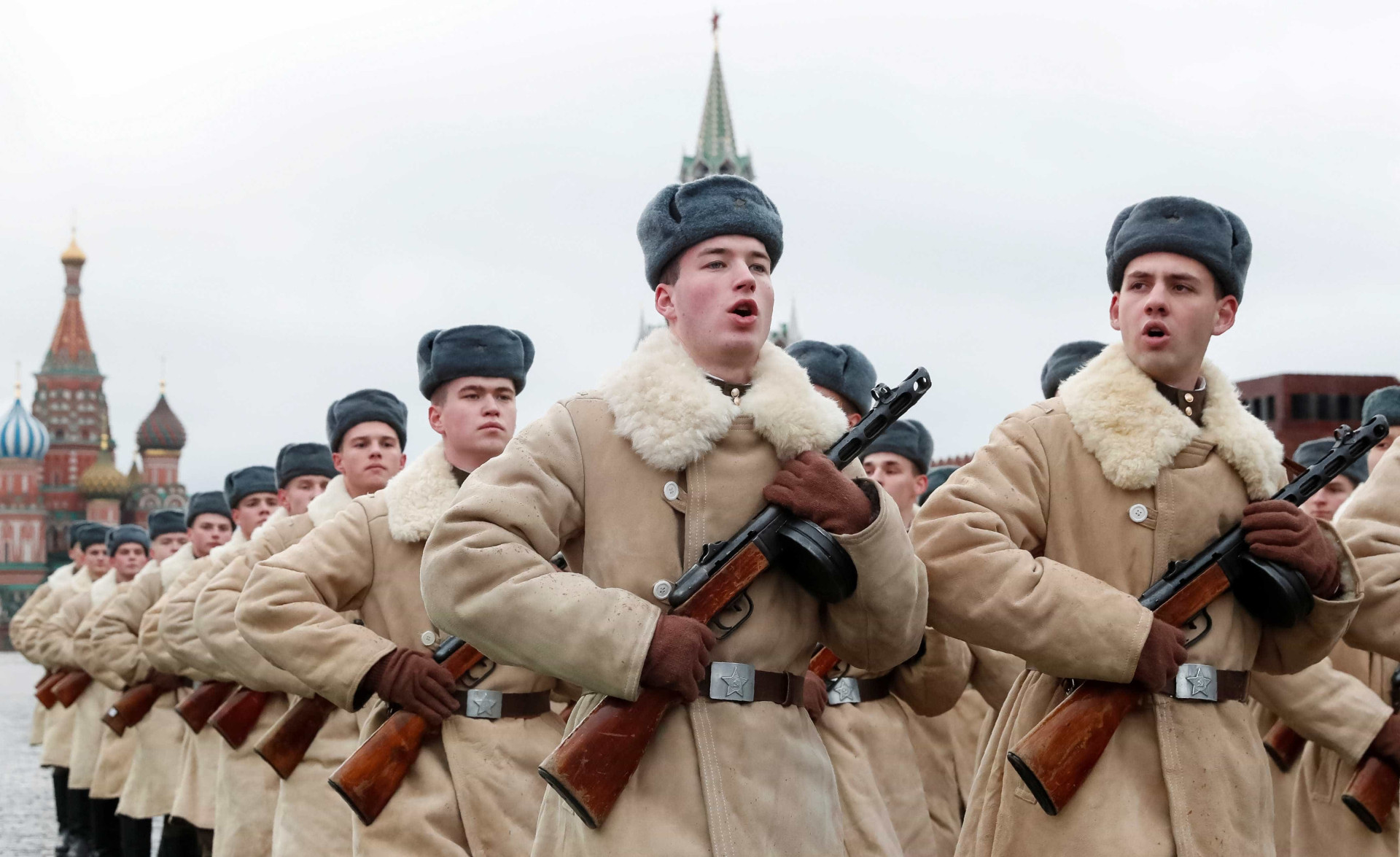 O meu é maior que o teu. Os desfiles militares mais emblemáticos do mundo