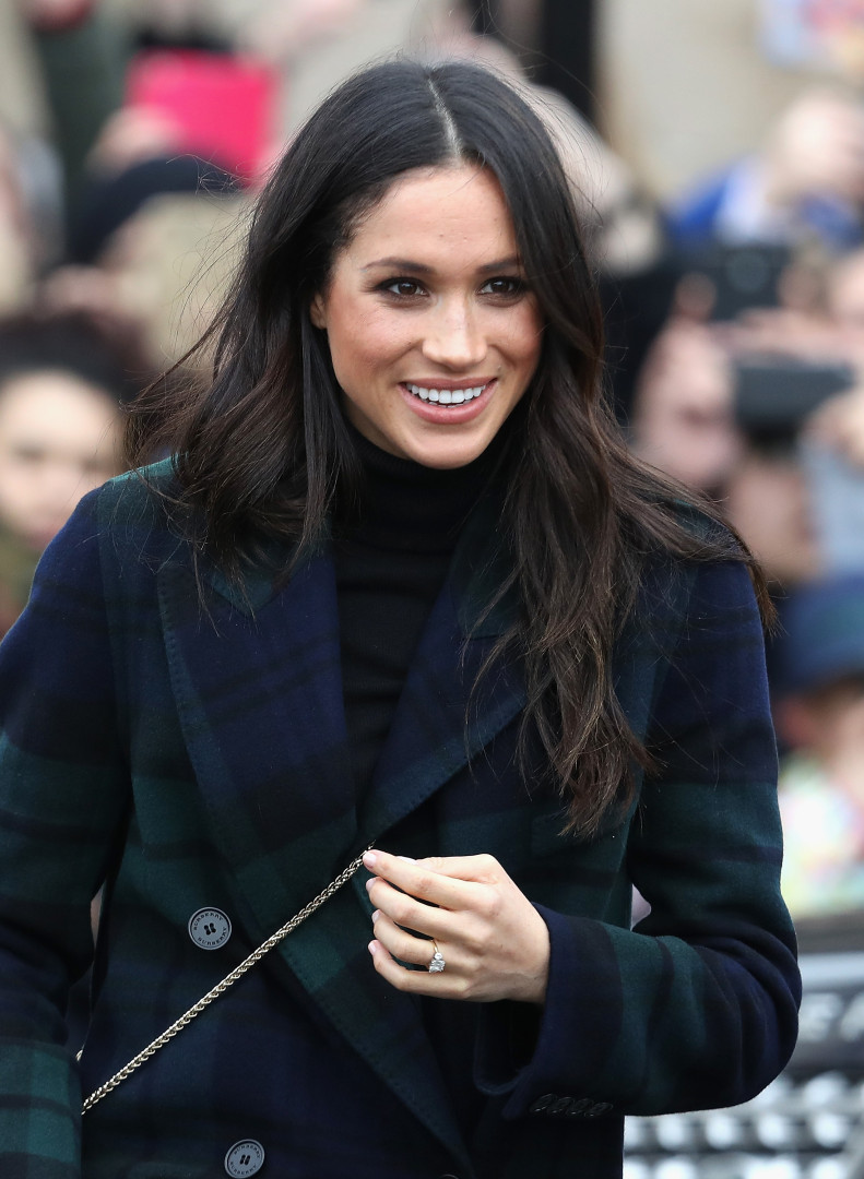 Look: De visita à Escócia, Meghan Markle homenageia a tradição local