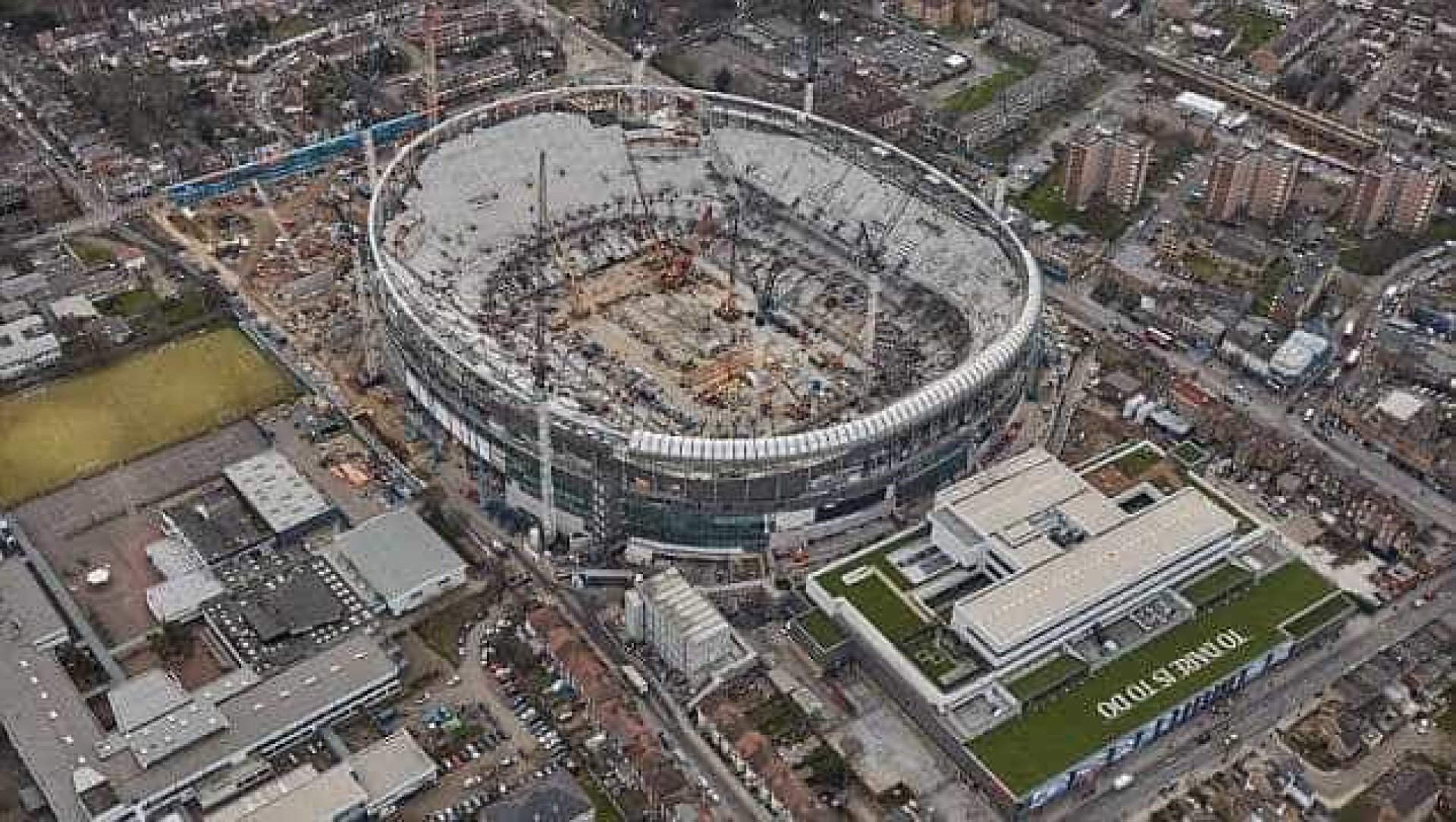 Nova 'casa' do Tottenham começa a ganhar forma