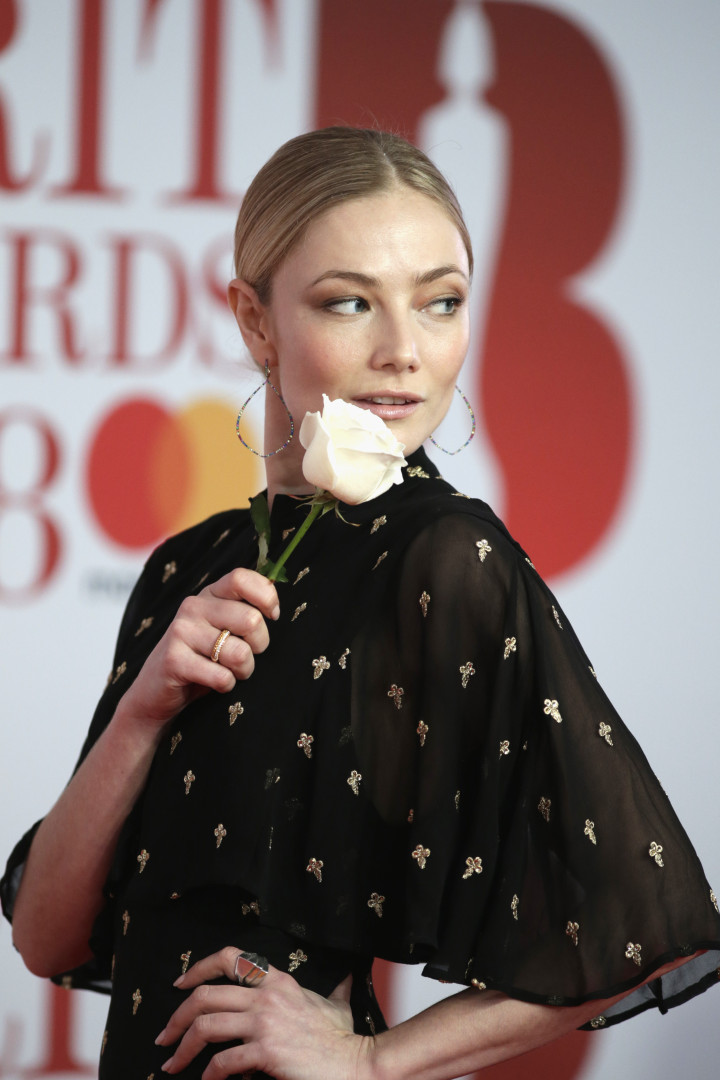 Brit Awards: Não se vestiram de preto mas levaram rosas brancas
