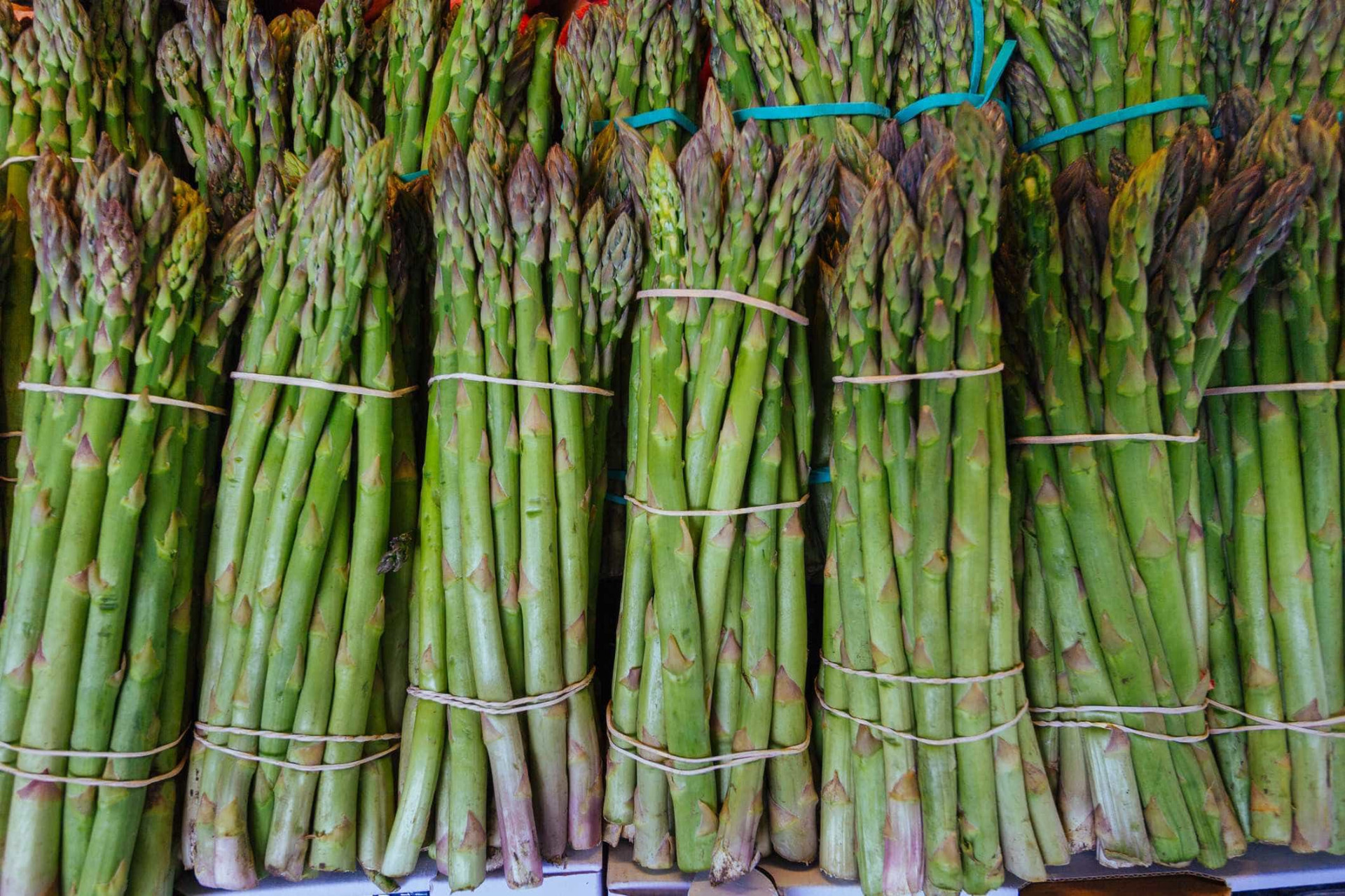 Os alimentos que ajudam a combater o stress, ansiedade e depressão
