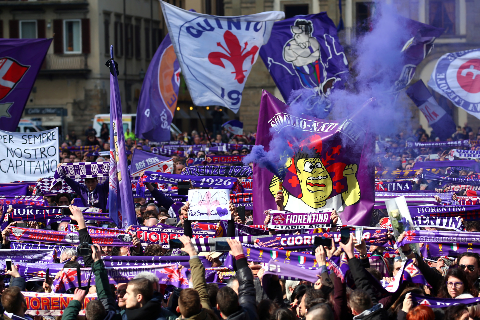 Enchente no último adeus a Astori, o eterno capitão da Fiorentina