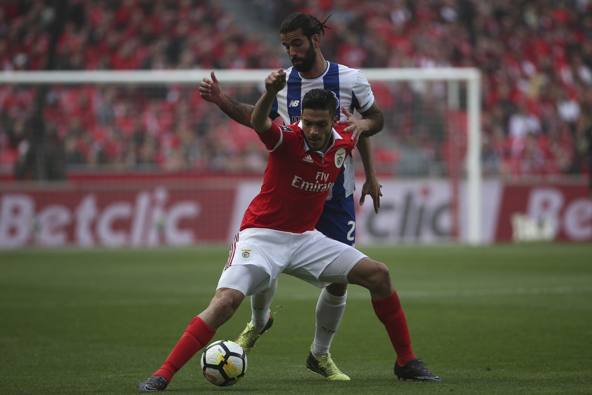 Benfica-FC Porto: O Clássico do ano em imagens