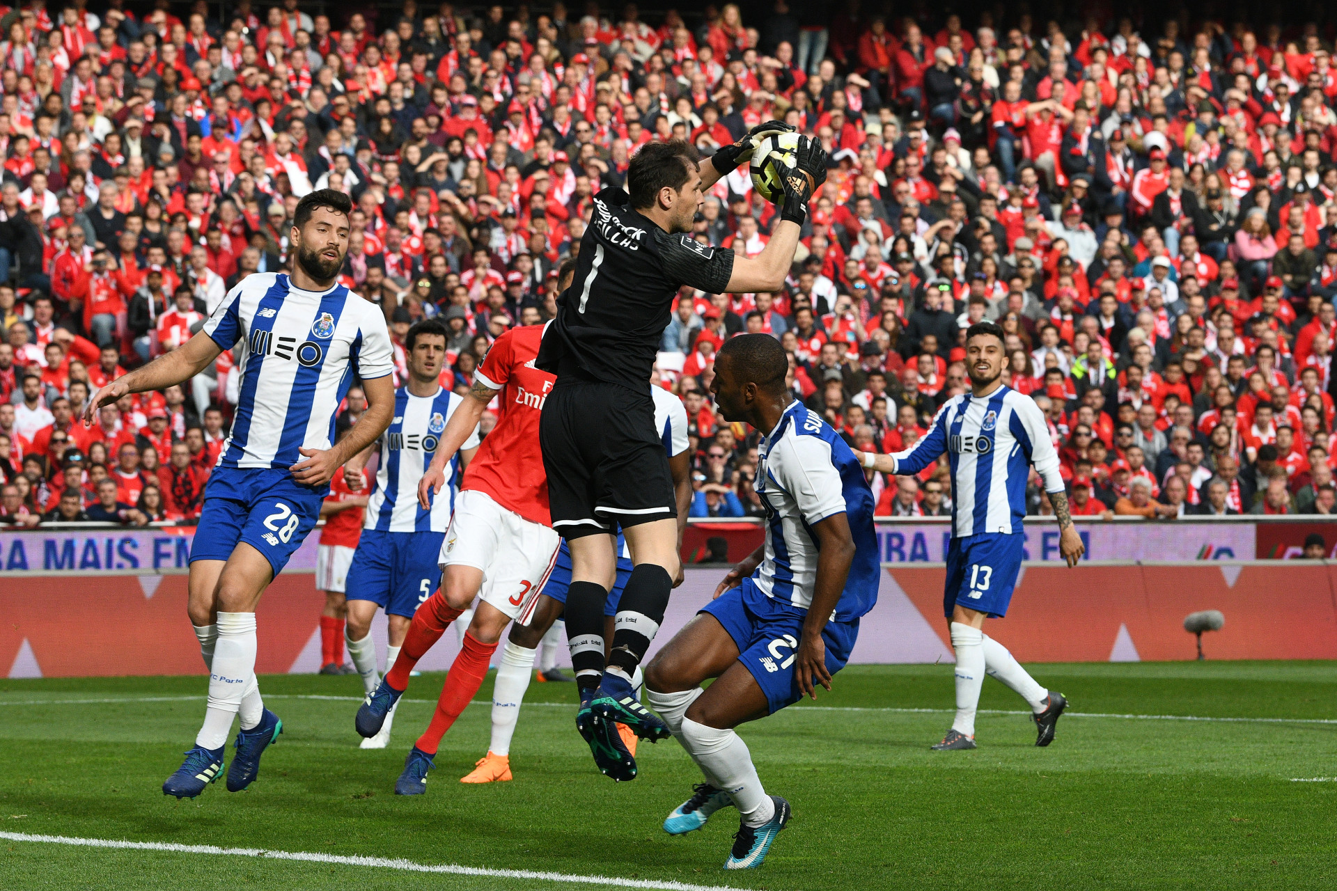 Benfica-FC Porto: O Clássico do ano em imagens