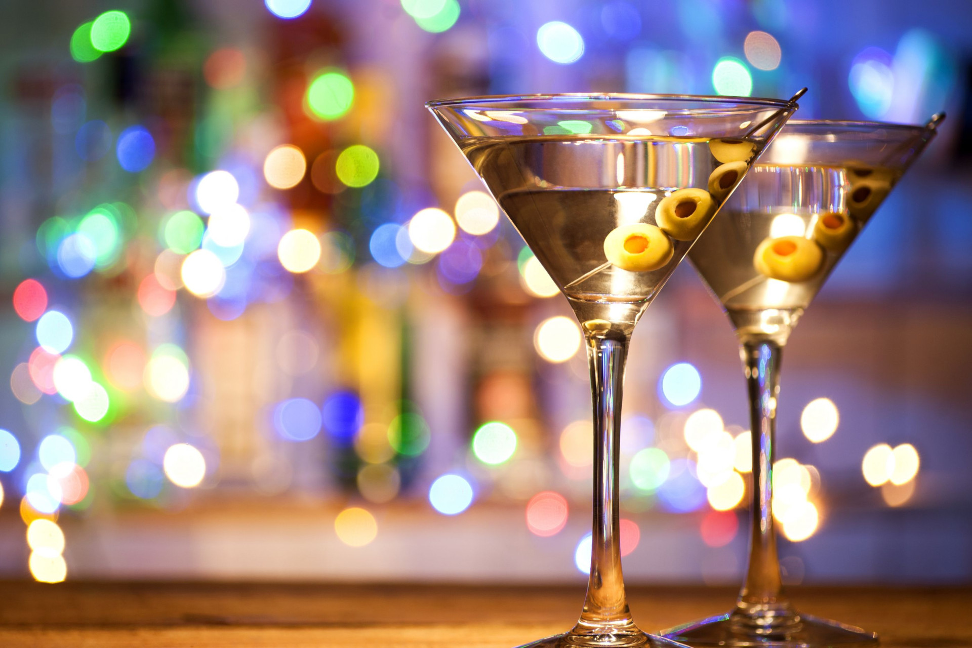 Vida 'louca' sem culpas: Estas são as bebidas alcoólicas menos calóricas