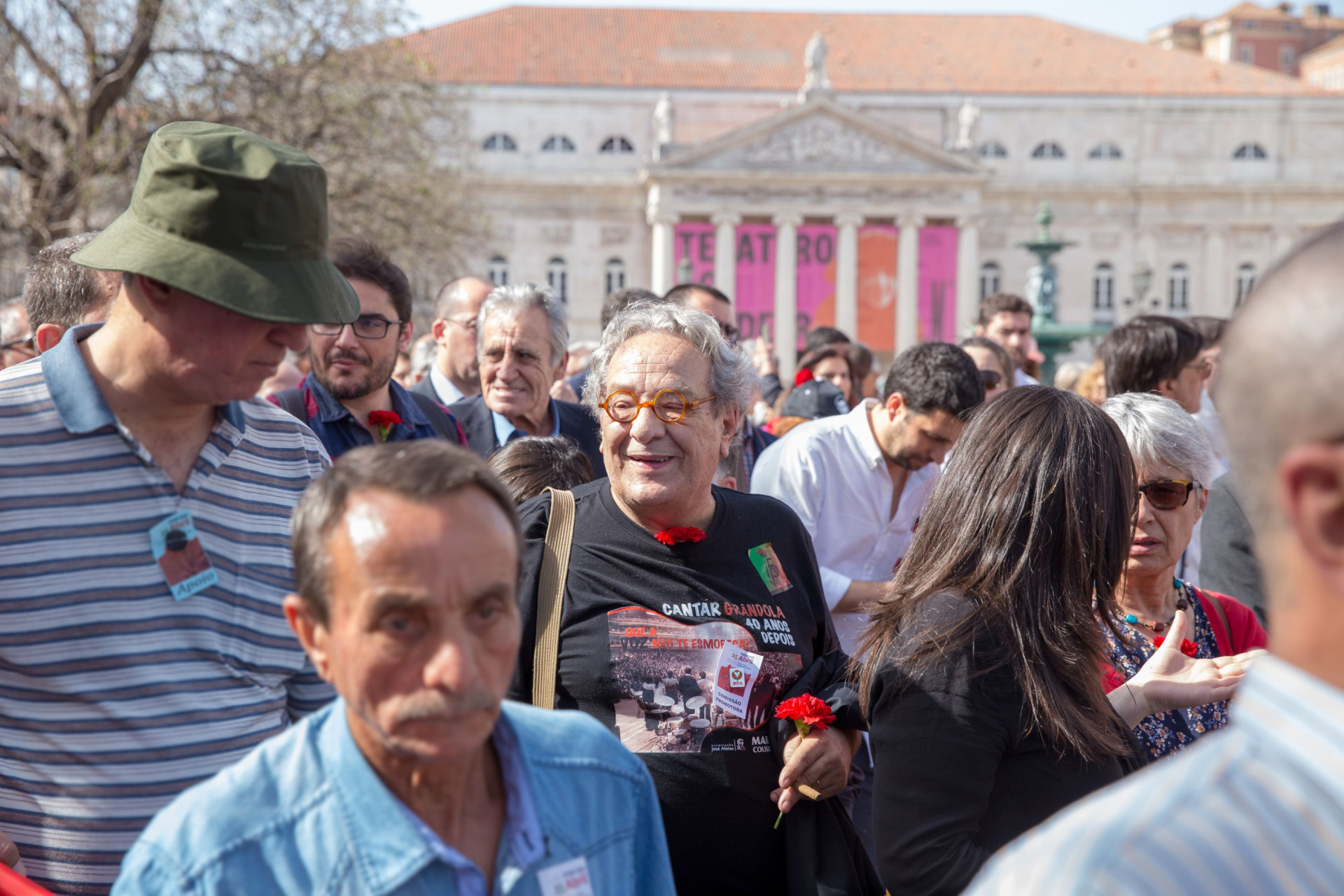 Mais de 40 anos depois, o Dia da Liberdade continua a levar o povo à rua