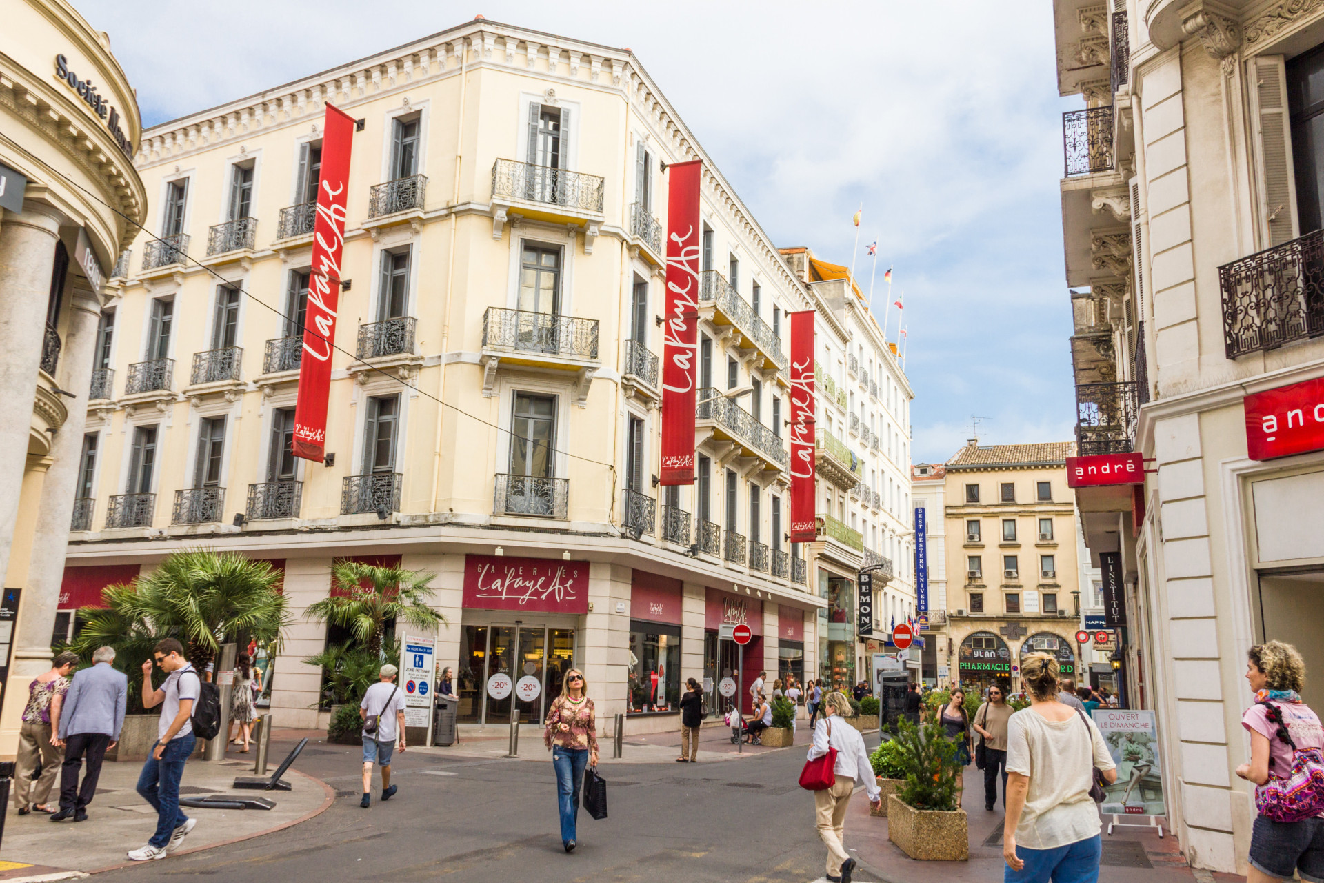 Cannes: A cidade que é muito mais do que um festival de cinema