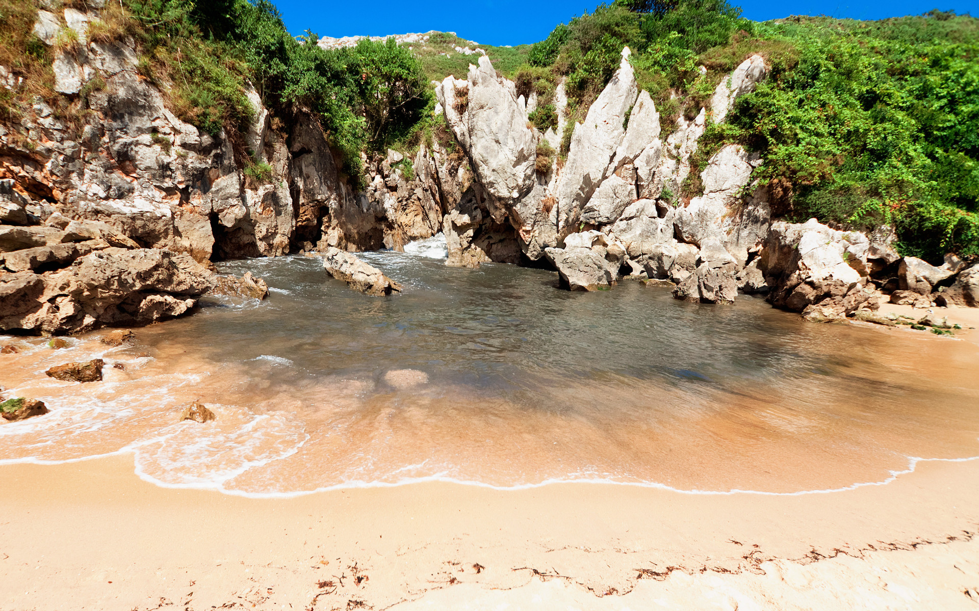 Visite as praias mais bizarras do planeta