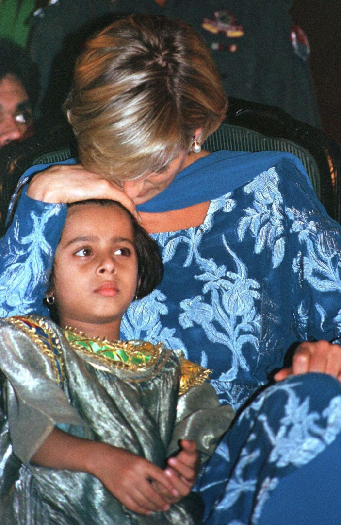 Os momentos mais carinhosos da família real britânica