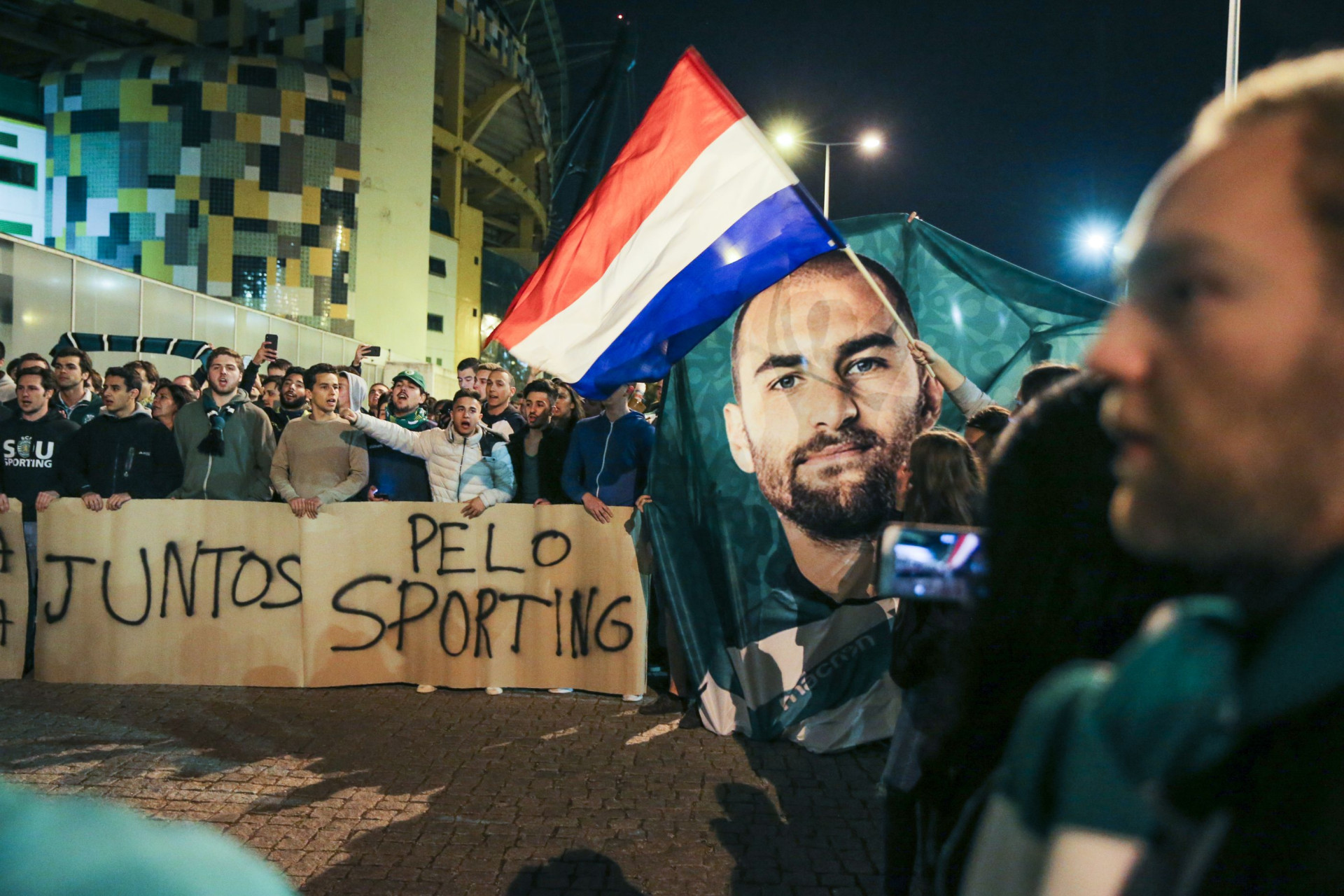 As melhores imagens da manifestação de apoio aos jogadores do Sporting
