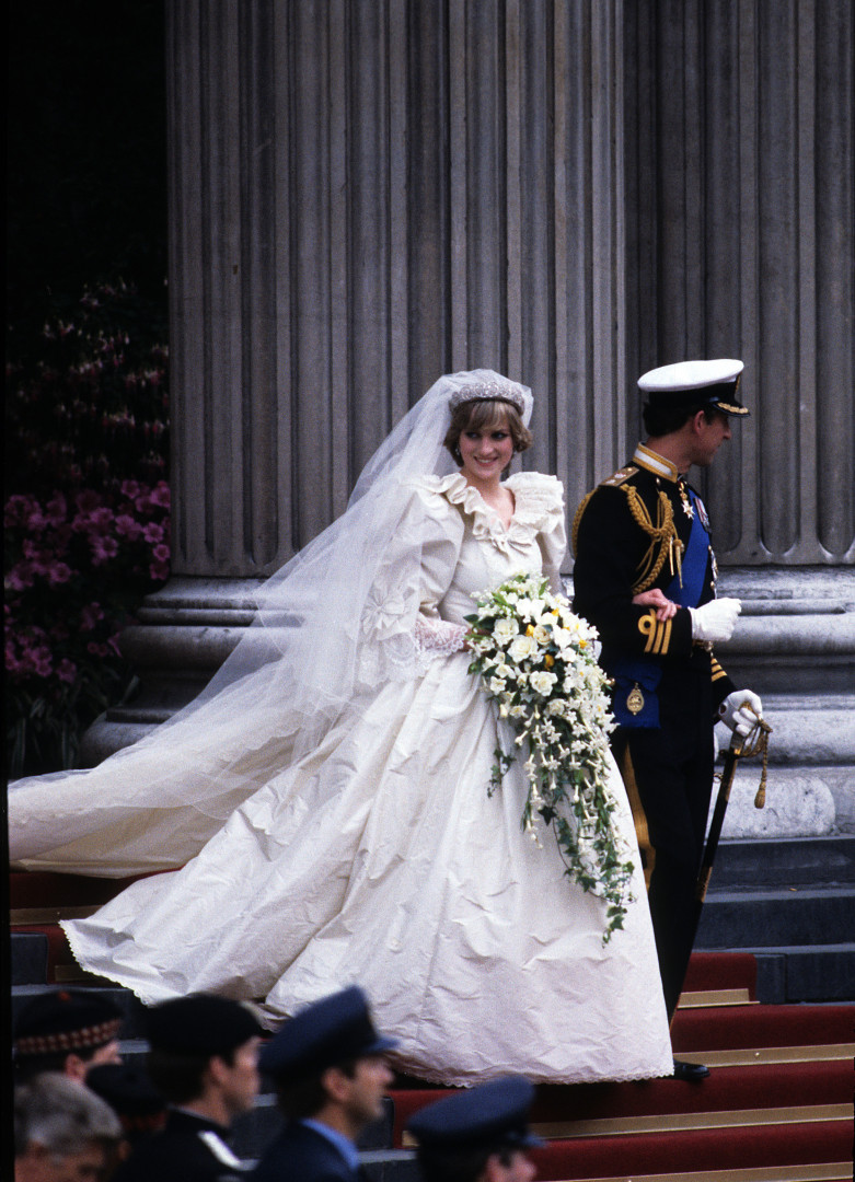Os mais inspiradores e icónicos vestidos de casamento da história