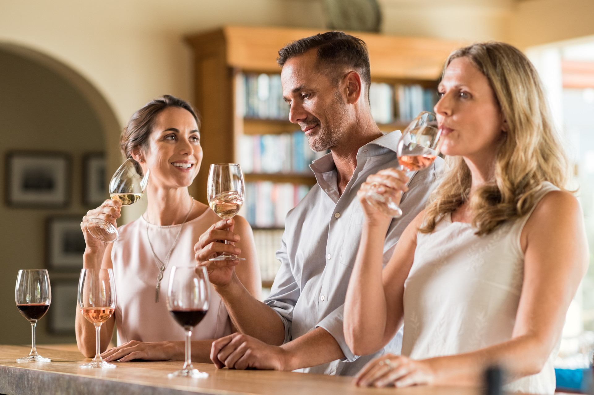 Saiba como degustar vinho como um profissional