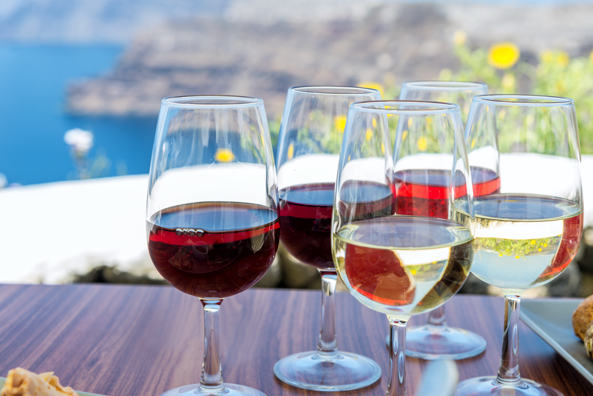 Saiba como degustar vinho como um profissional