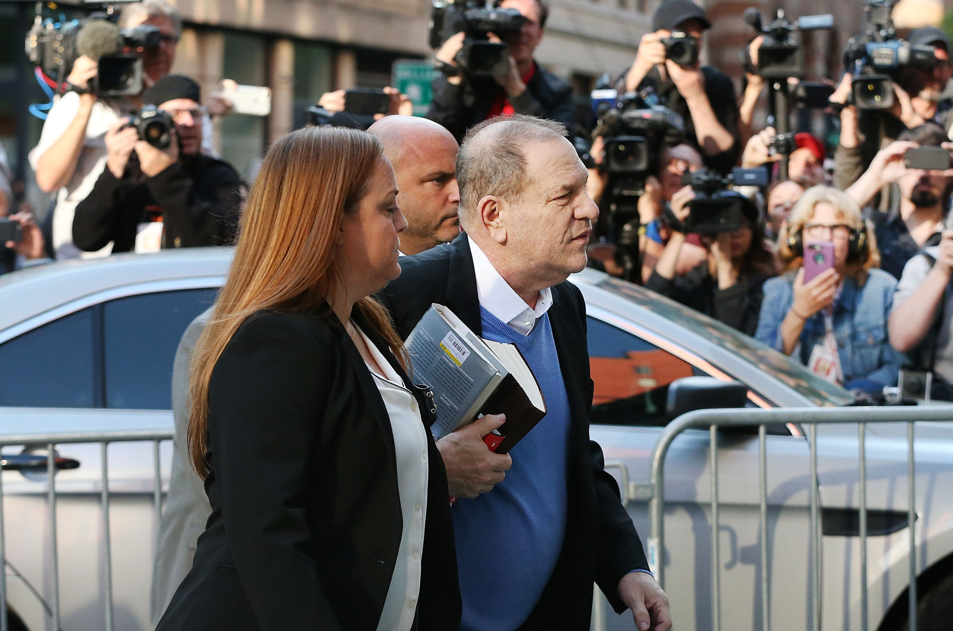 Harvey Weinstein acusado de abuso sexual e violação de duas mulheres