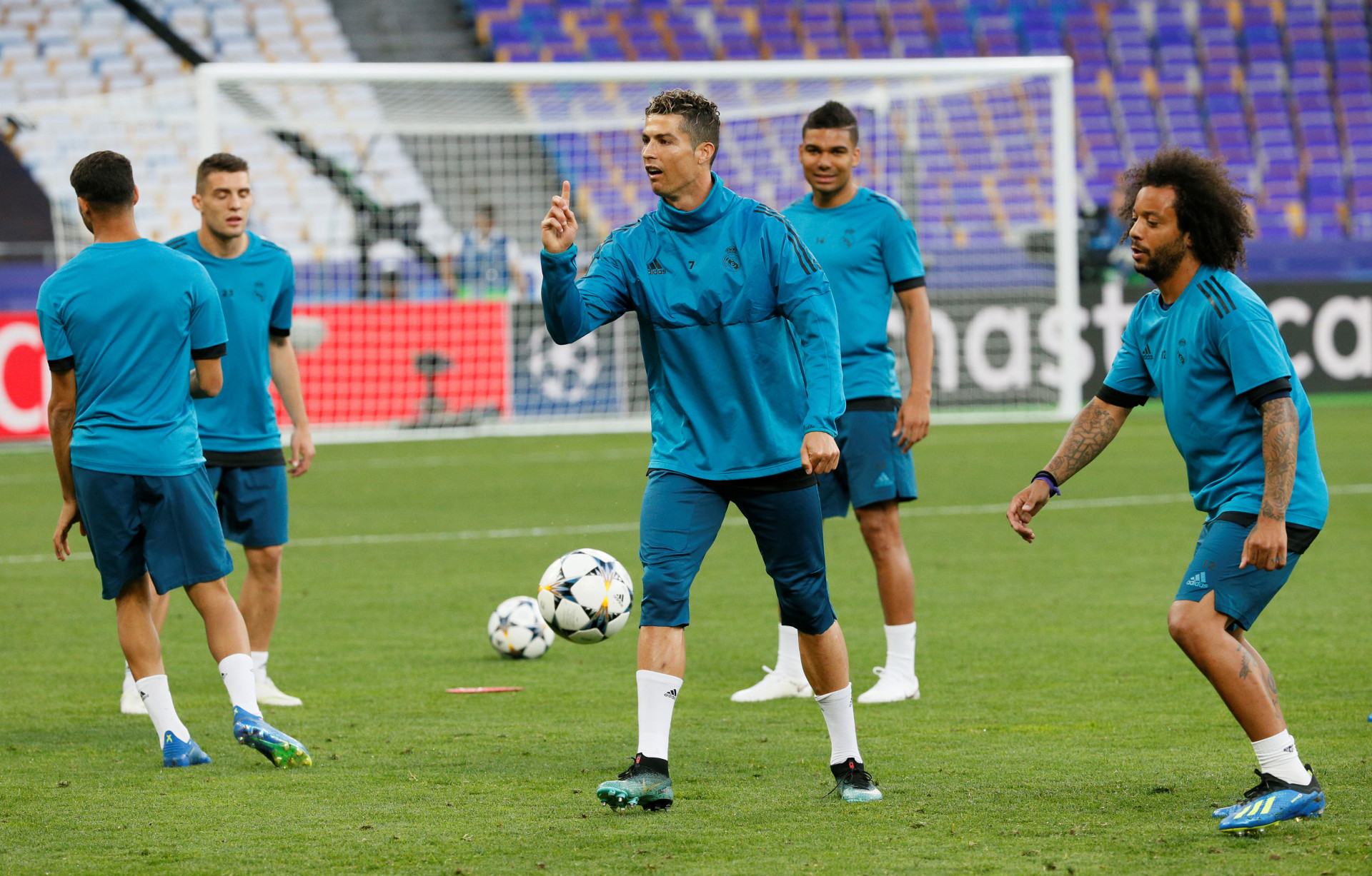 CR7 virou 'artista' nos treinos, mas Zidane não se deixou ficar