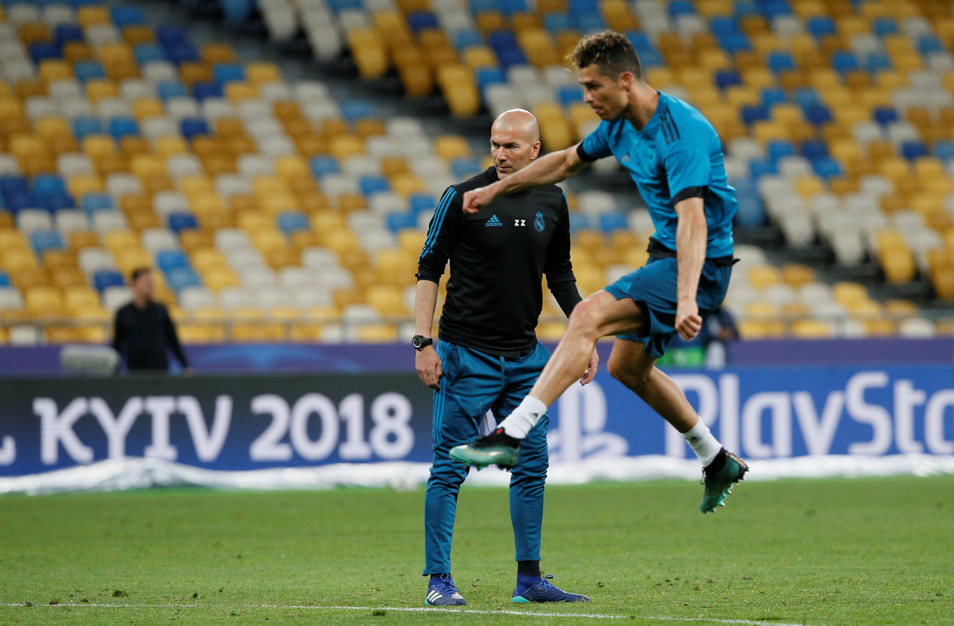 CR7 virou 'artista' nos treinos, mas Zidane não se deixou ficar