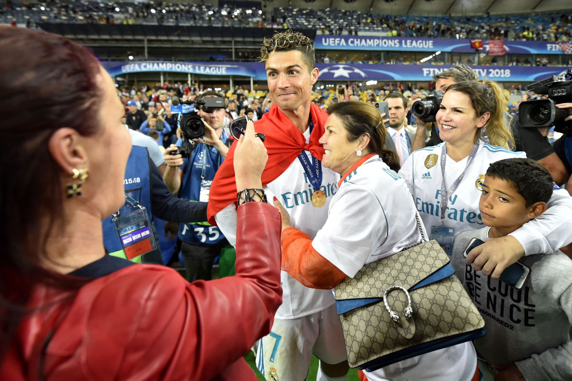 Ronaldo celebra conquista da Liga dos Campeões ao lado do seu amor