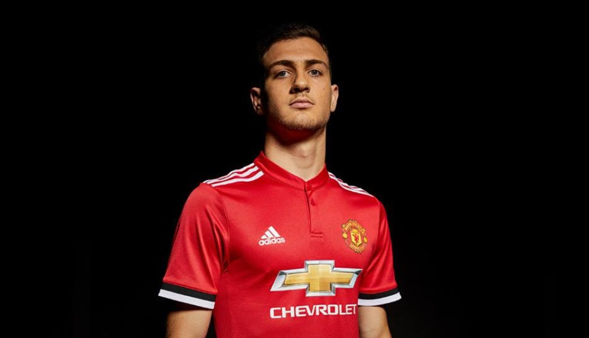 Cinco lusos no Manchester United por quase 70 milhões de euros