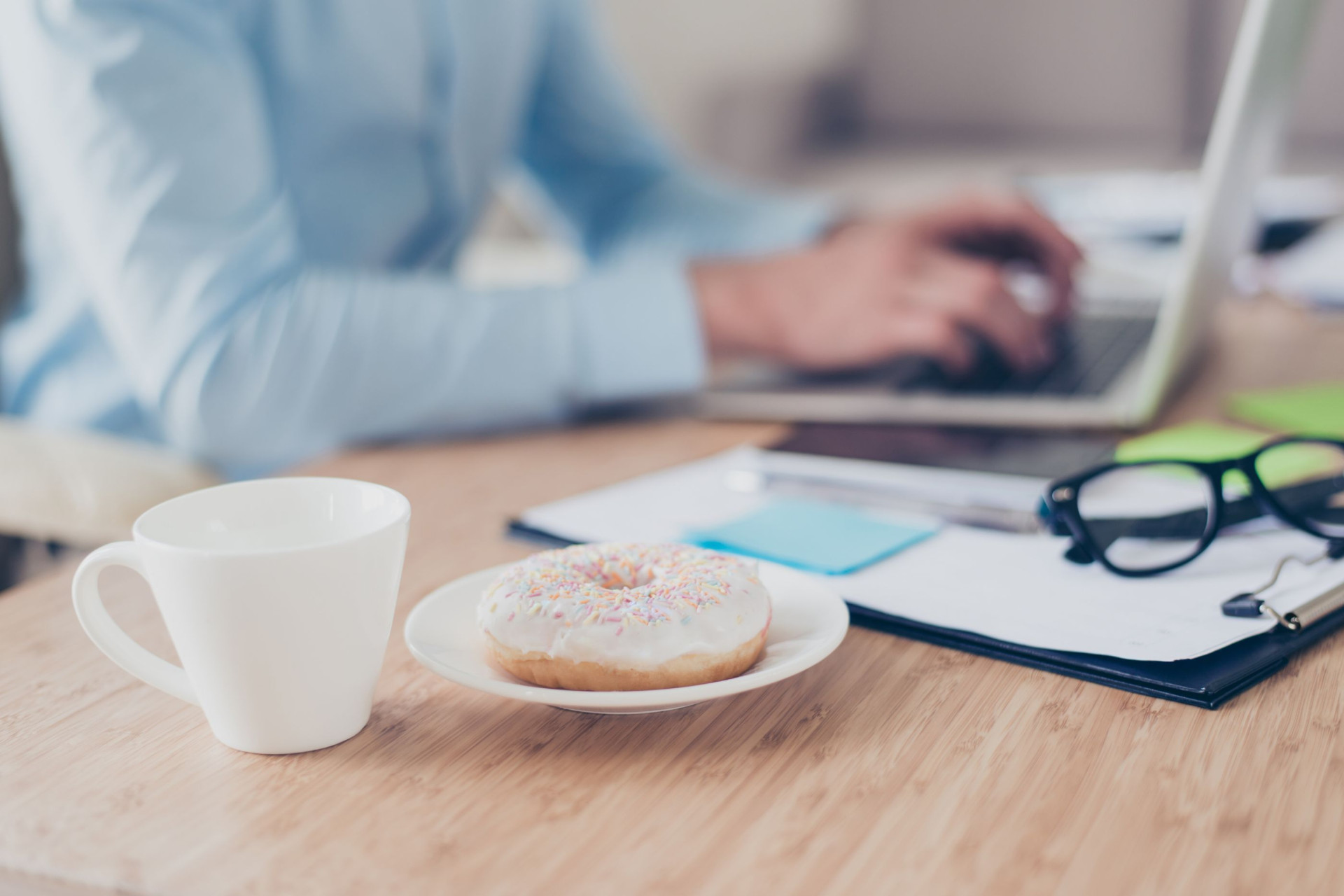 Acordar para ir trabalhar? Siga estas dicas... e não vai custar tanto